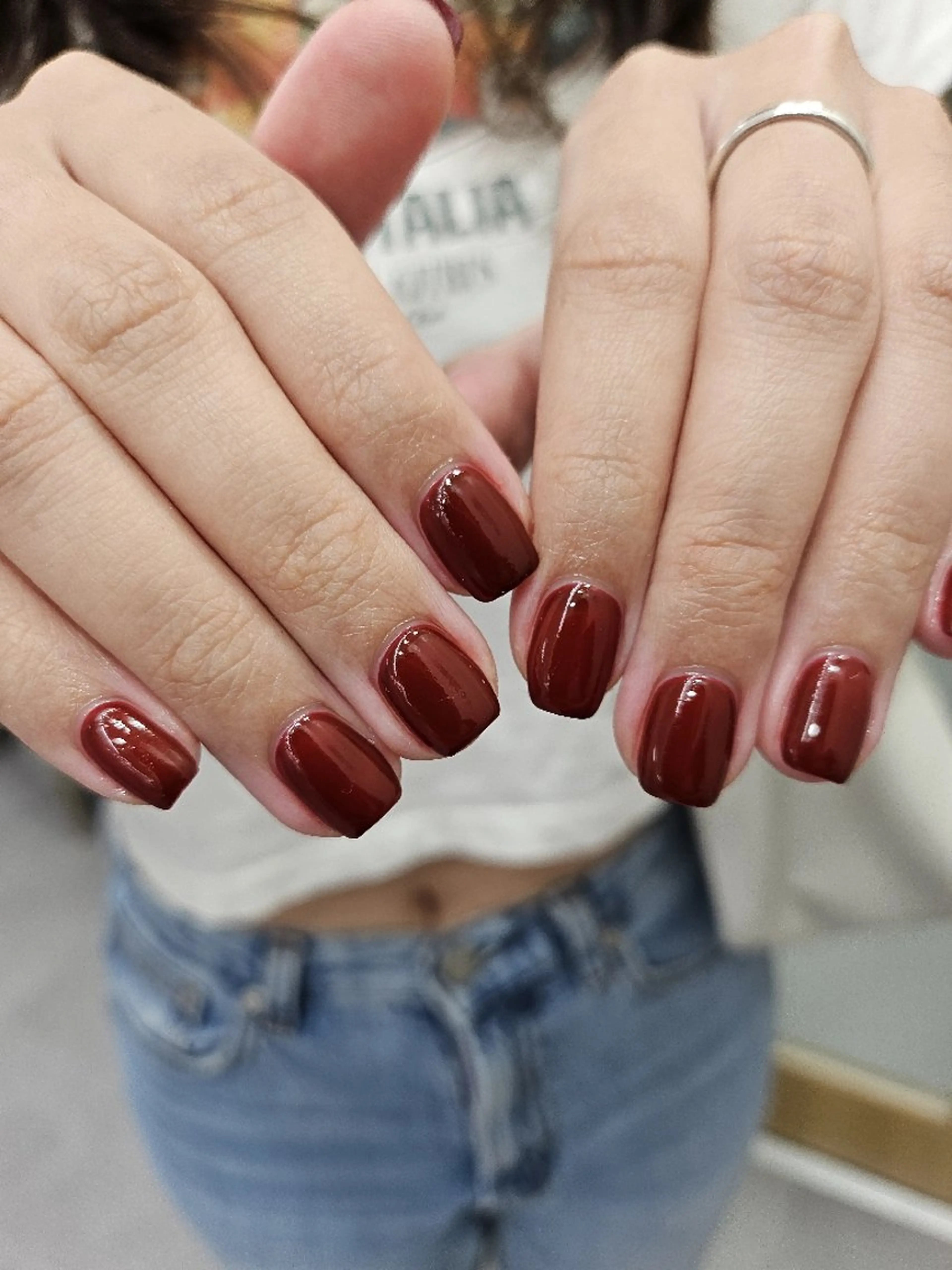 ネイル ボルドー ジェルネイル ワンカラーネイル パラジェル シンプルネイル フットネイル puku nail 🌼kazu🌼のネイルデザイン