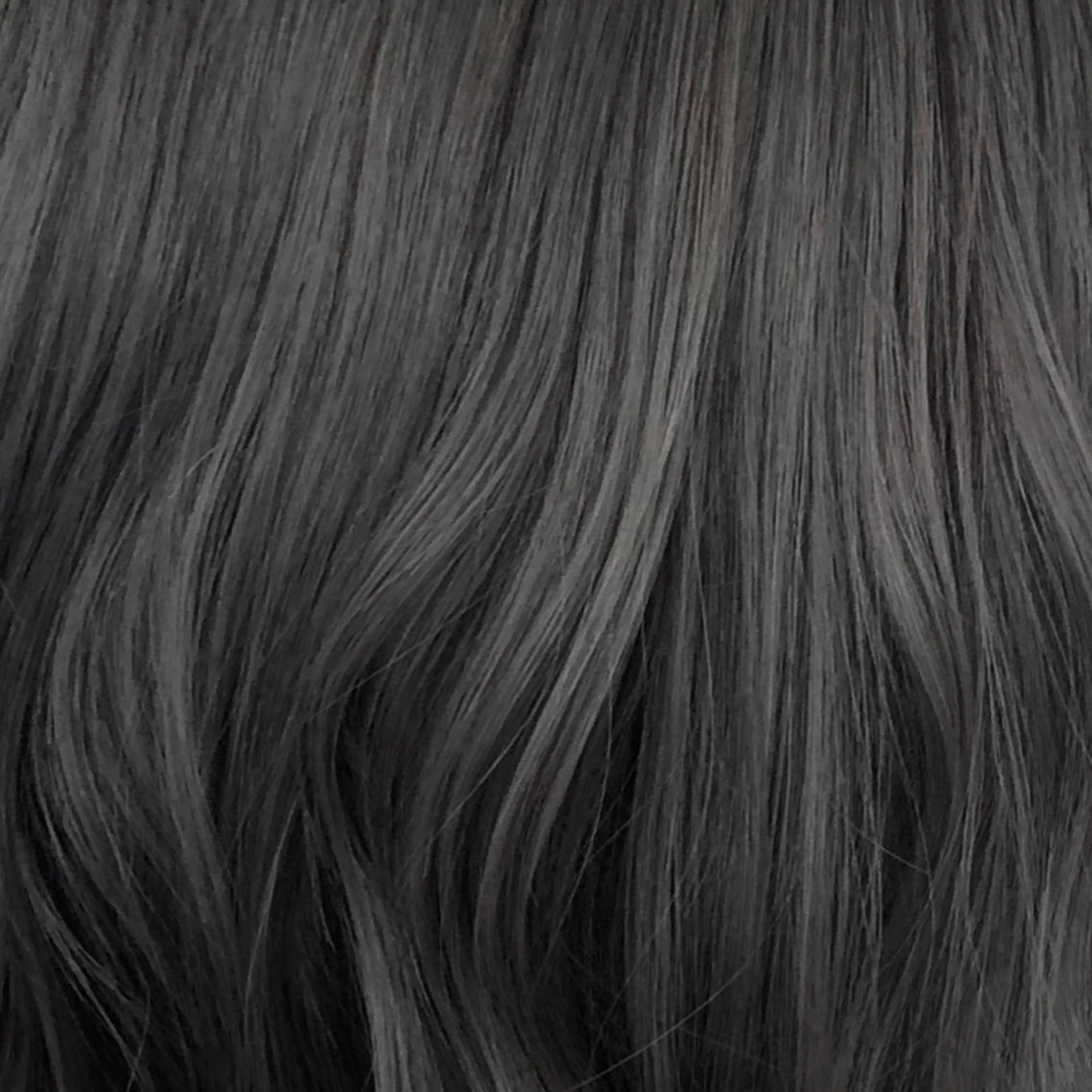 ミディアム カラー ヘアアレンジ ブリーチ シルバー Eleanor池袋東口2nd所属・池袋/韓国レイヤー 💗🐇amiのヘアスタイル