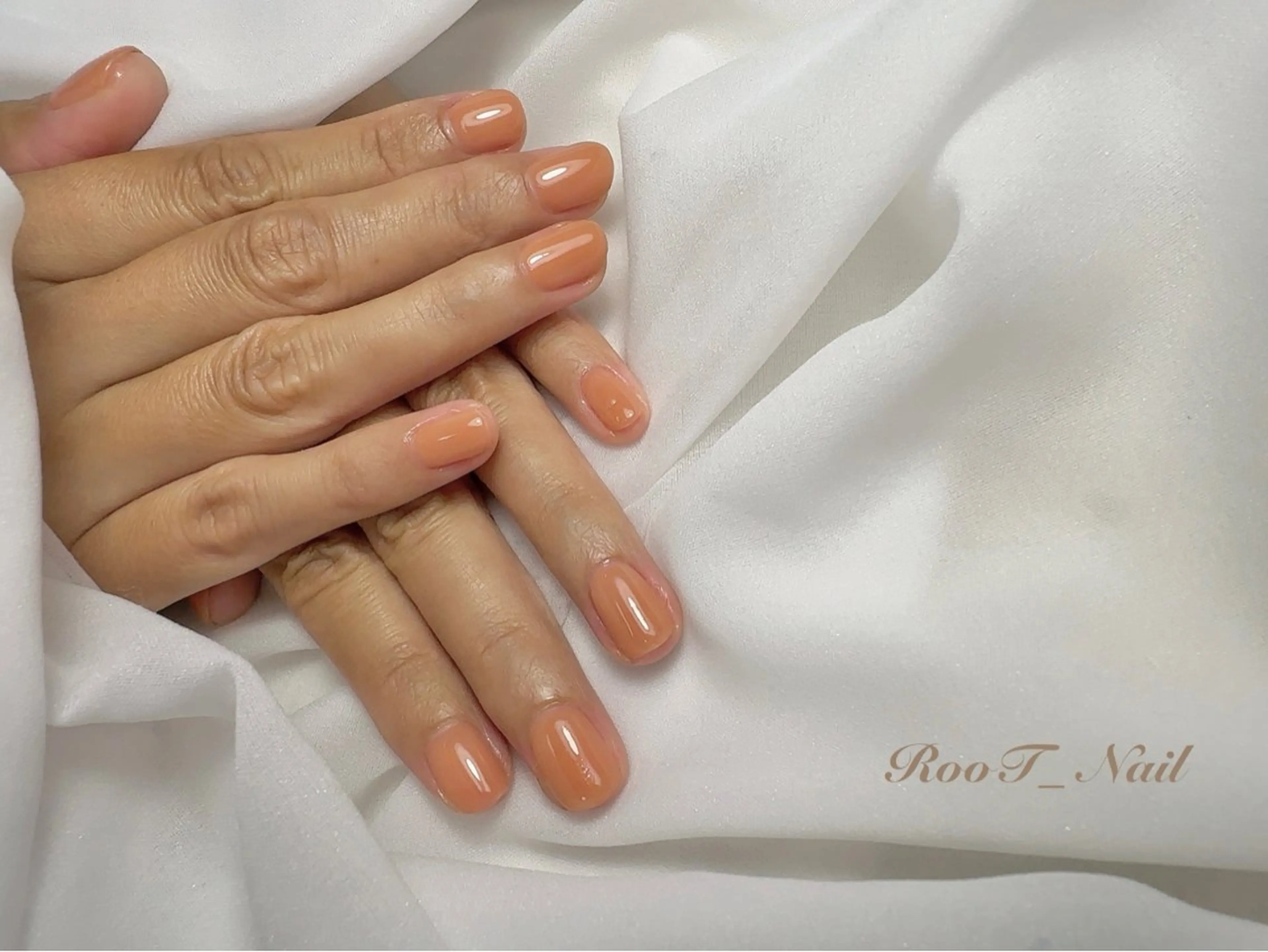 ネイル ワンカラーネイル ハンドネイル RooT Nailのネイルデザイン