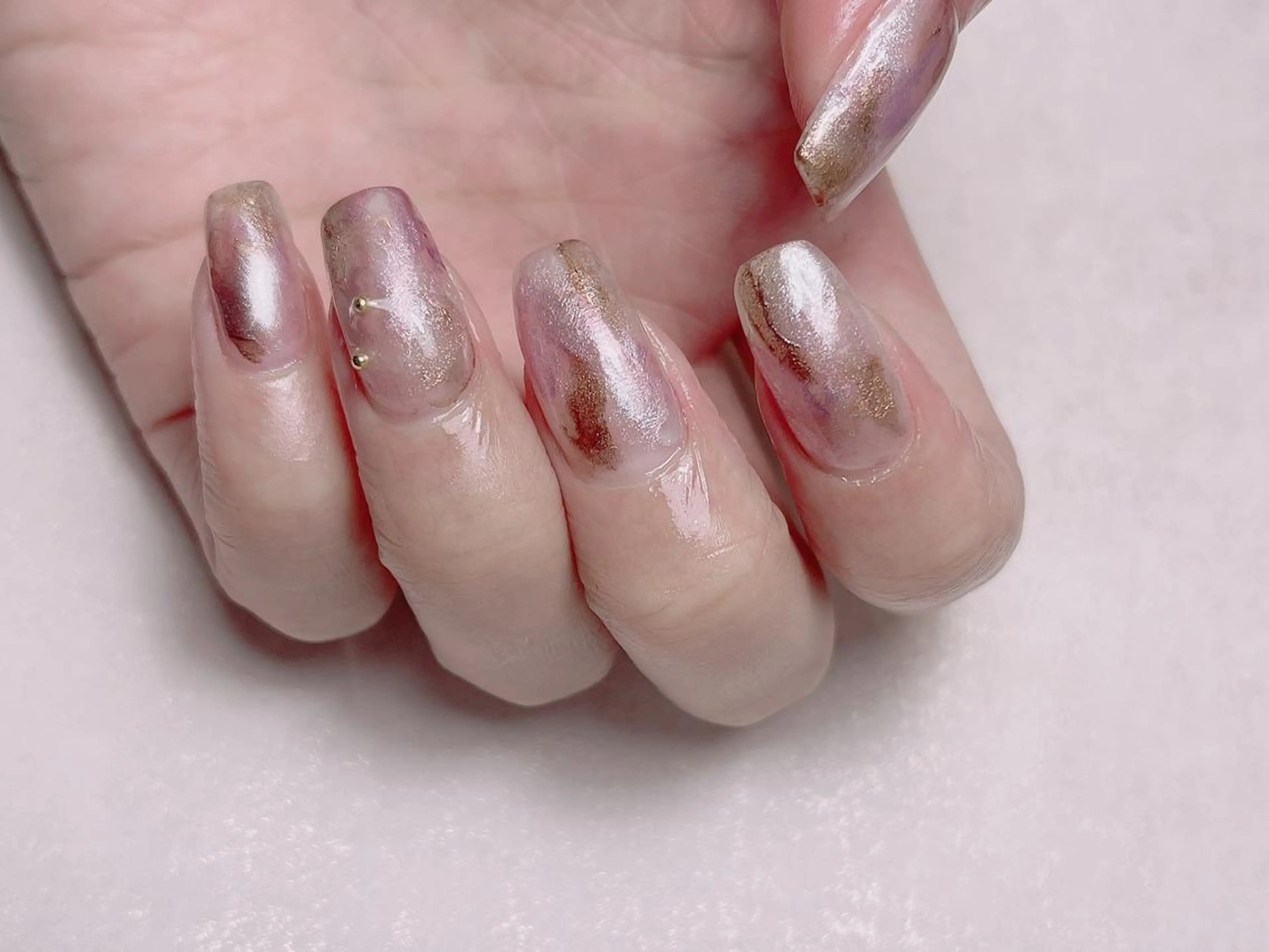 ネイル ニュアンスネイル irono .のネイルデザイン