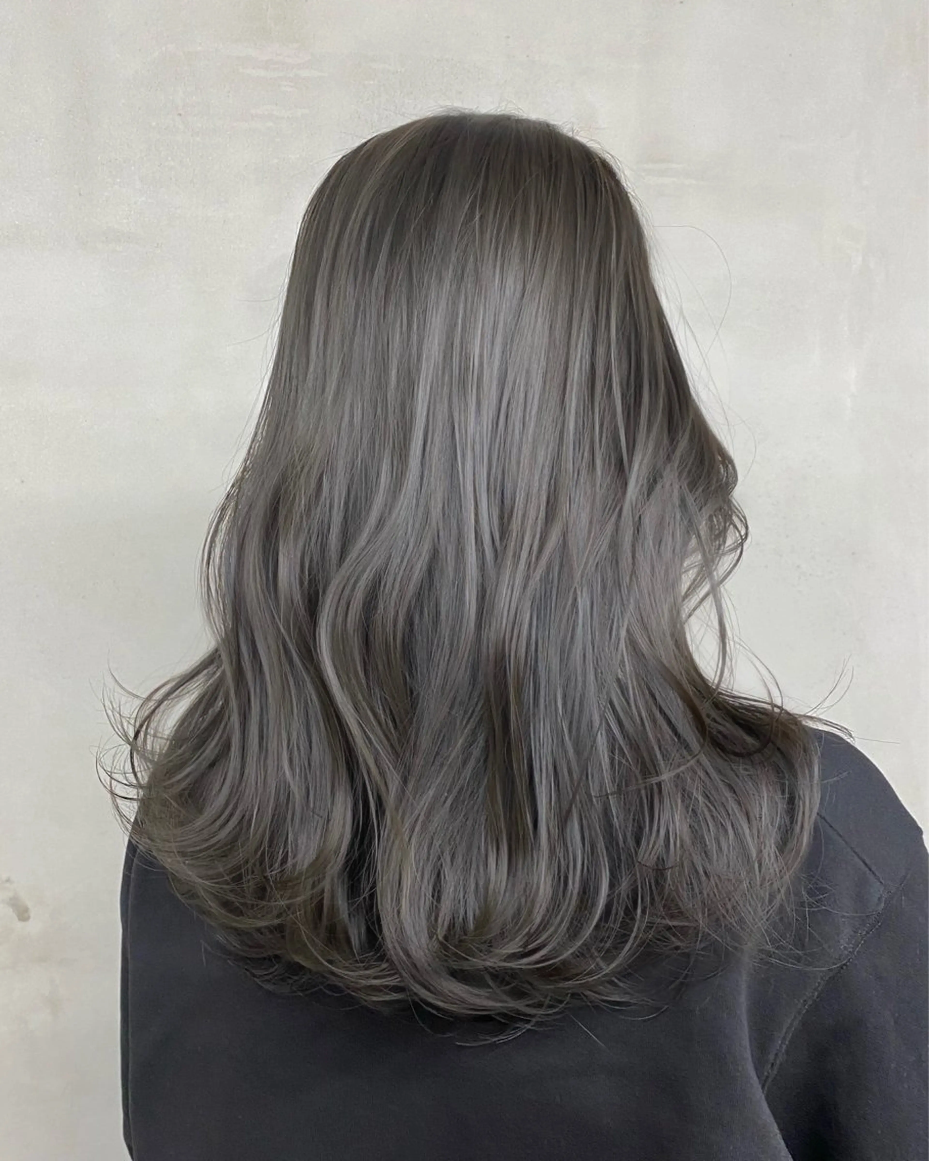 セミロング カラー 新宿/韓国ヘア/ 髪質改善ストレートのヘアスタイル