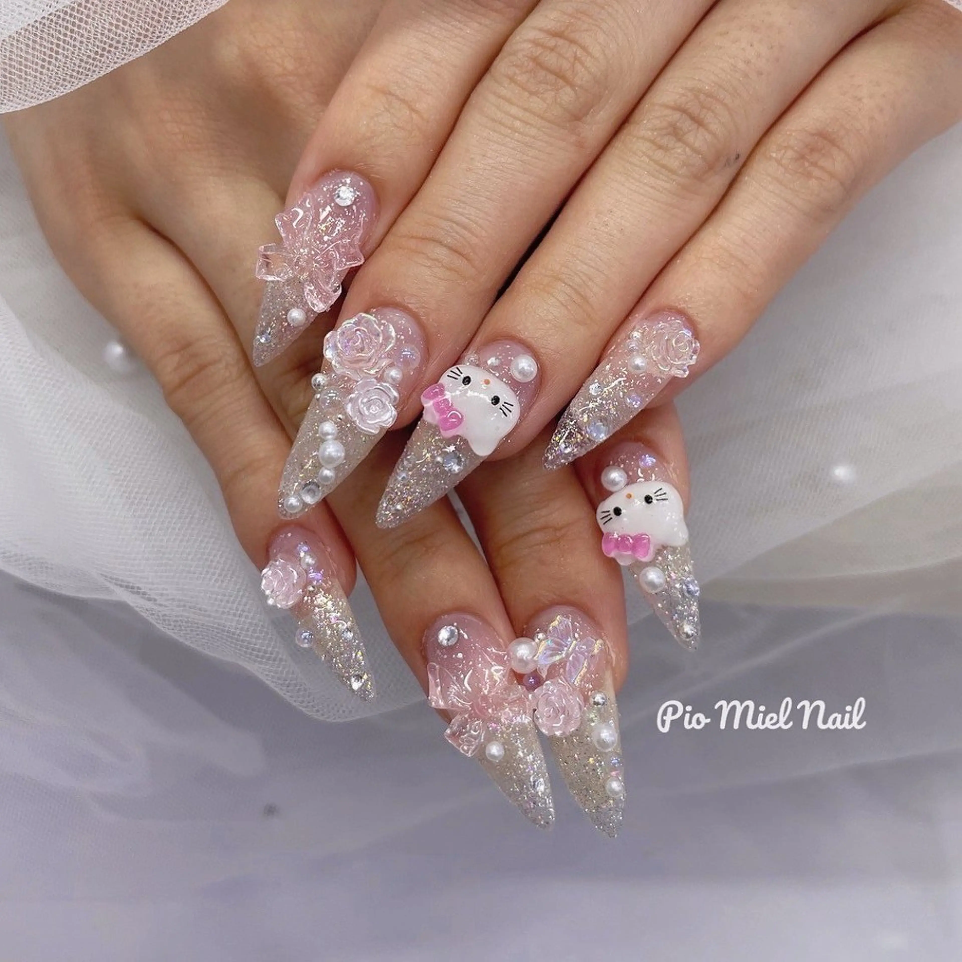 ミディアム 韓国風ヘア HANA 長さだしのネイルデザイン