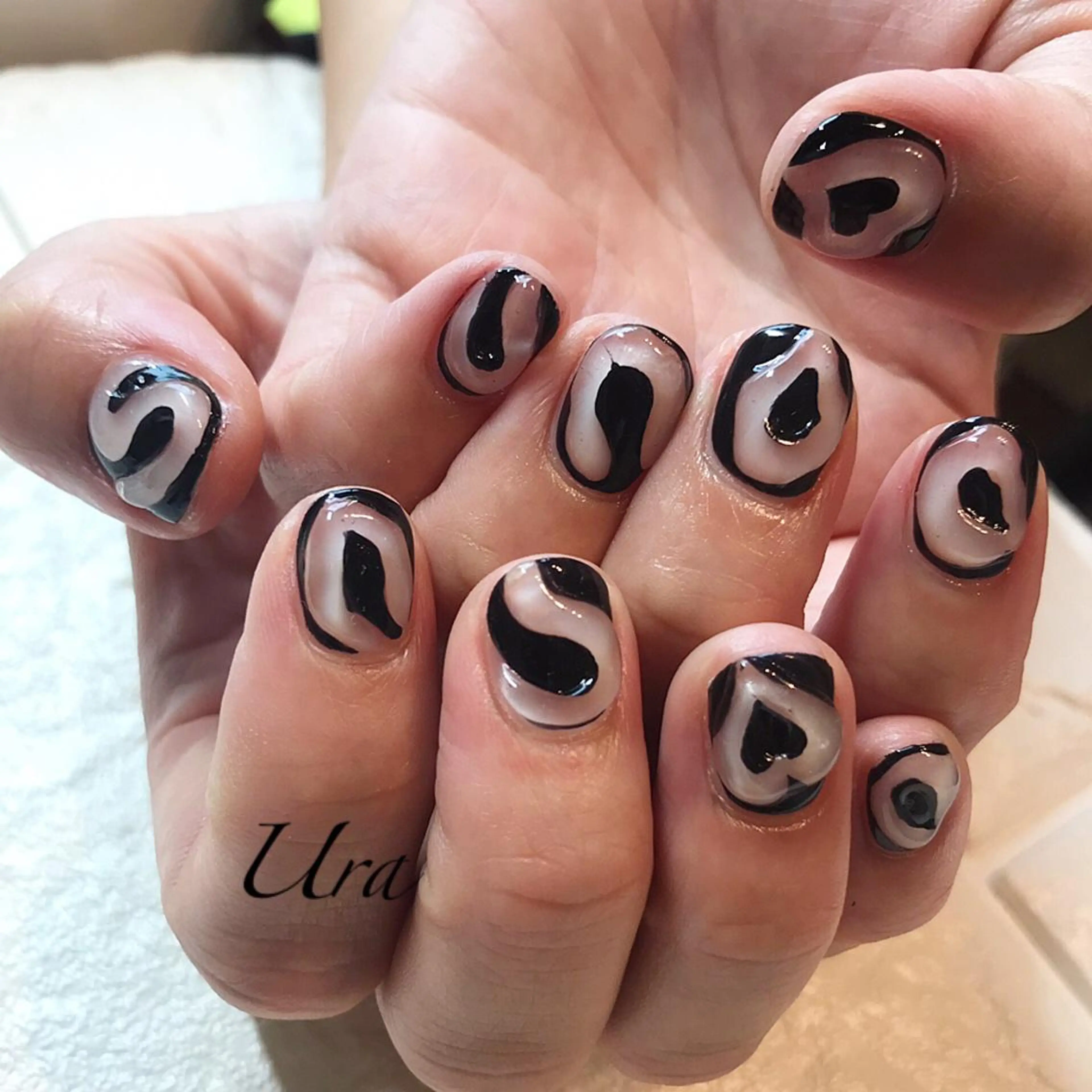 ネイル UrakoNail 《nail》のネイルデザイン