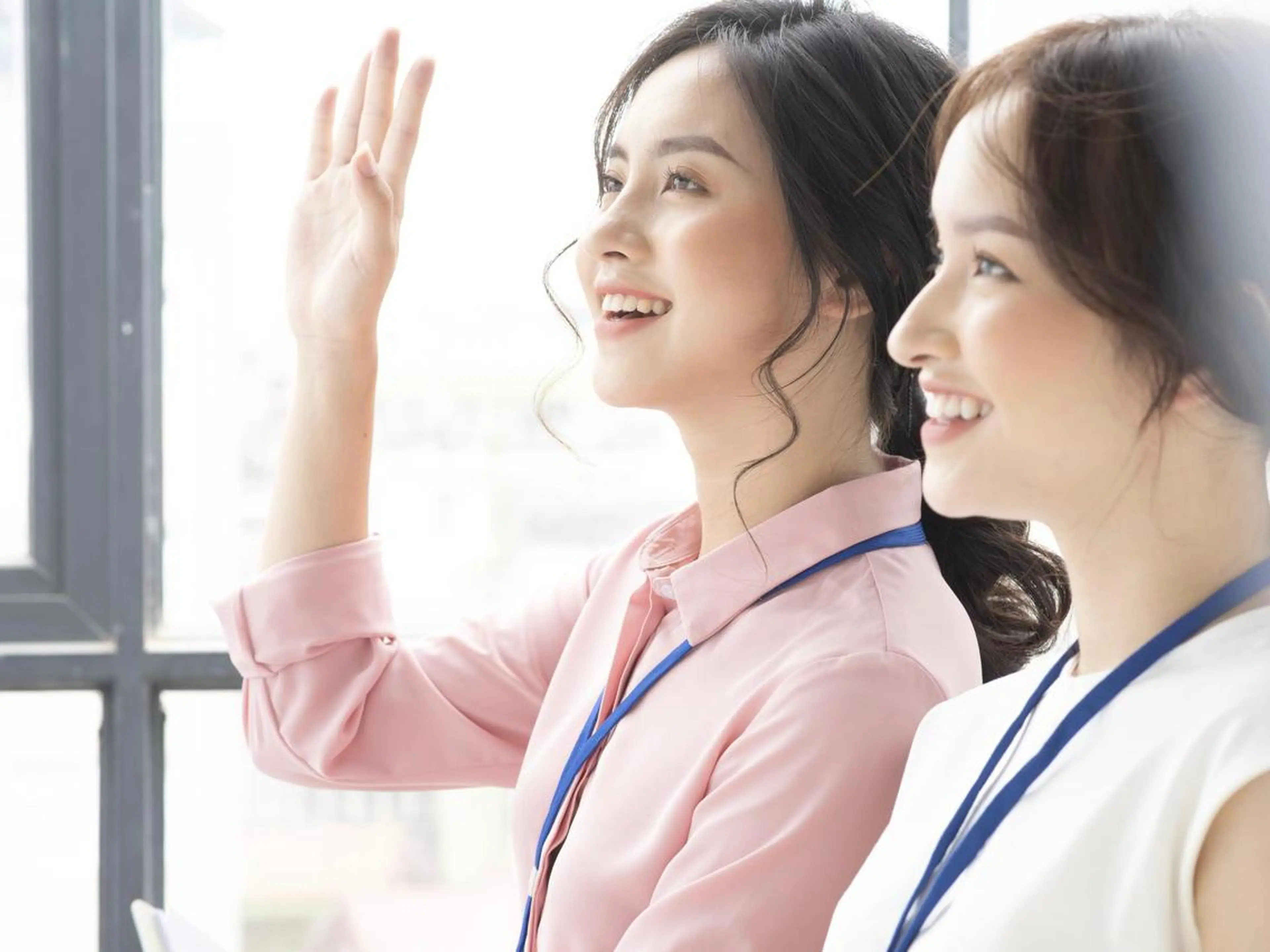 【ペア割×お試し👫】2名でご来店される方はこちら❗️✨ペアホワイトニング✨ 10分×2回🍀 ¥3,800🦷の写真