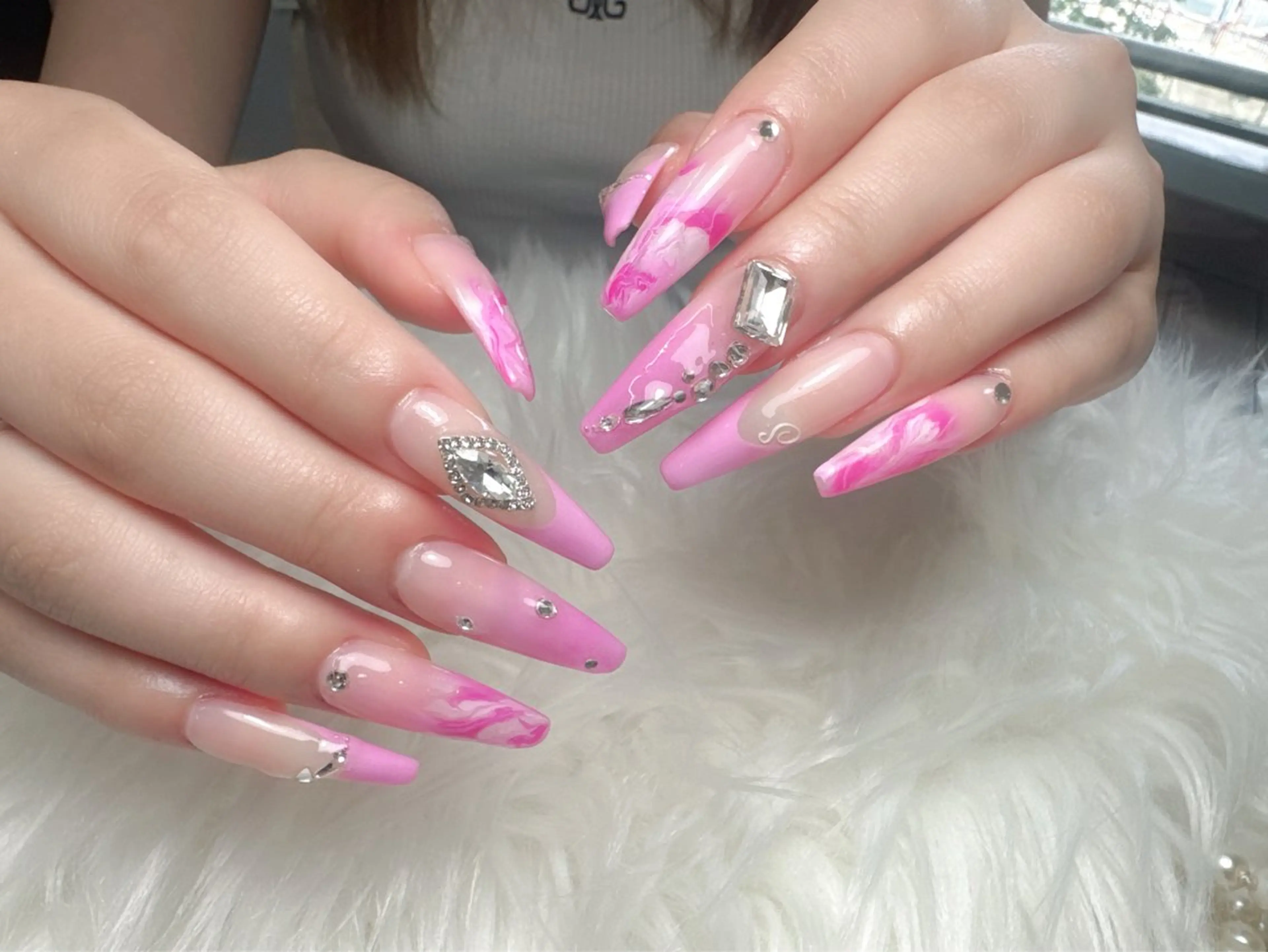 ネイル Nail salon EN🎀のネイルデザイン