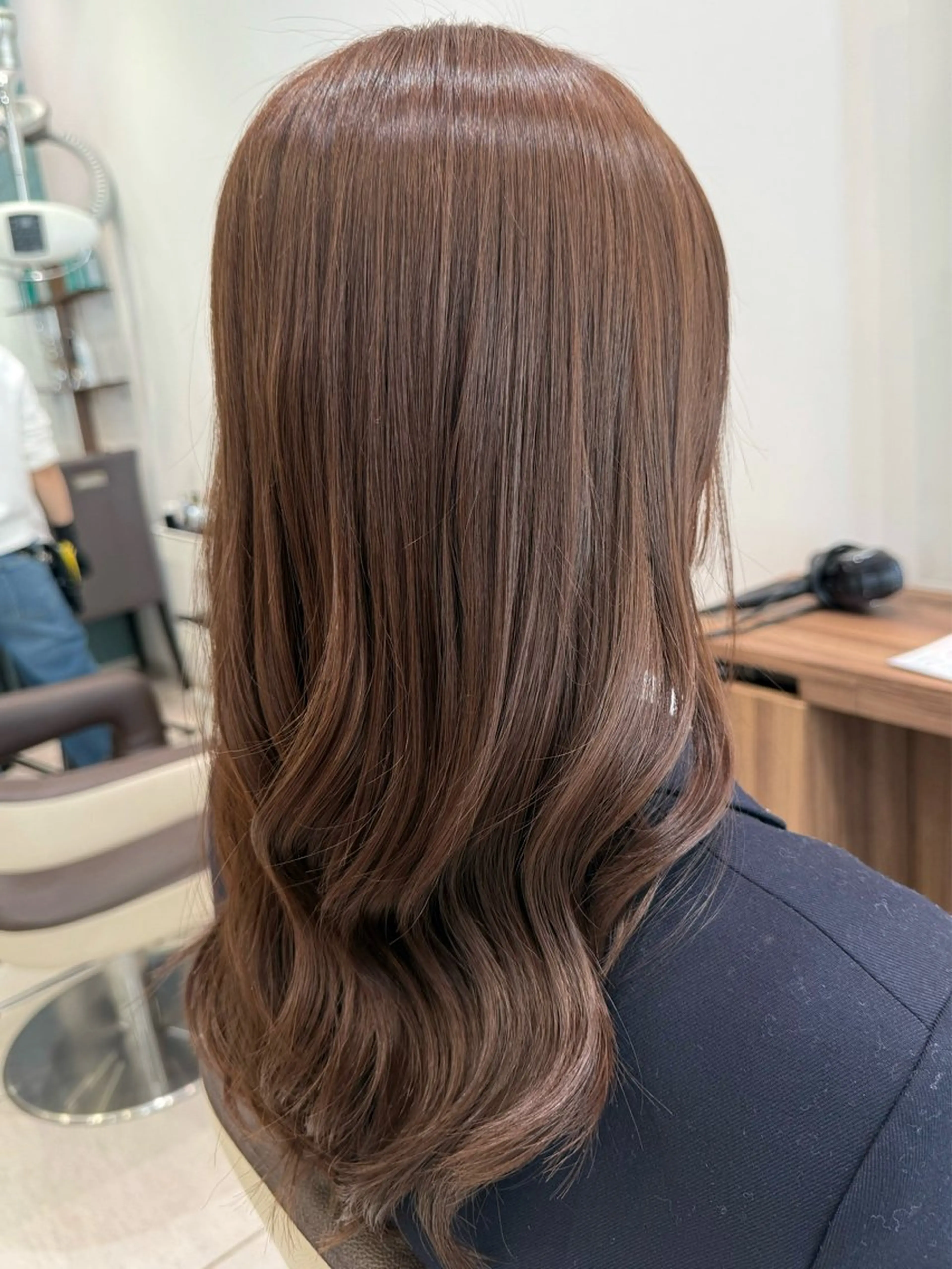 ロング カット ヘアカラー 藤井 真奈美のヘアスタイル