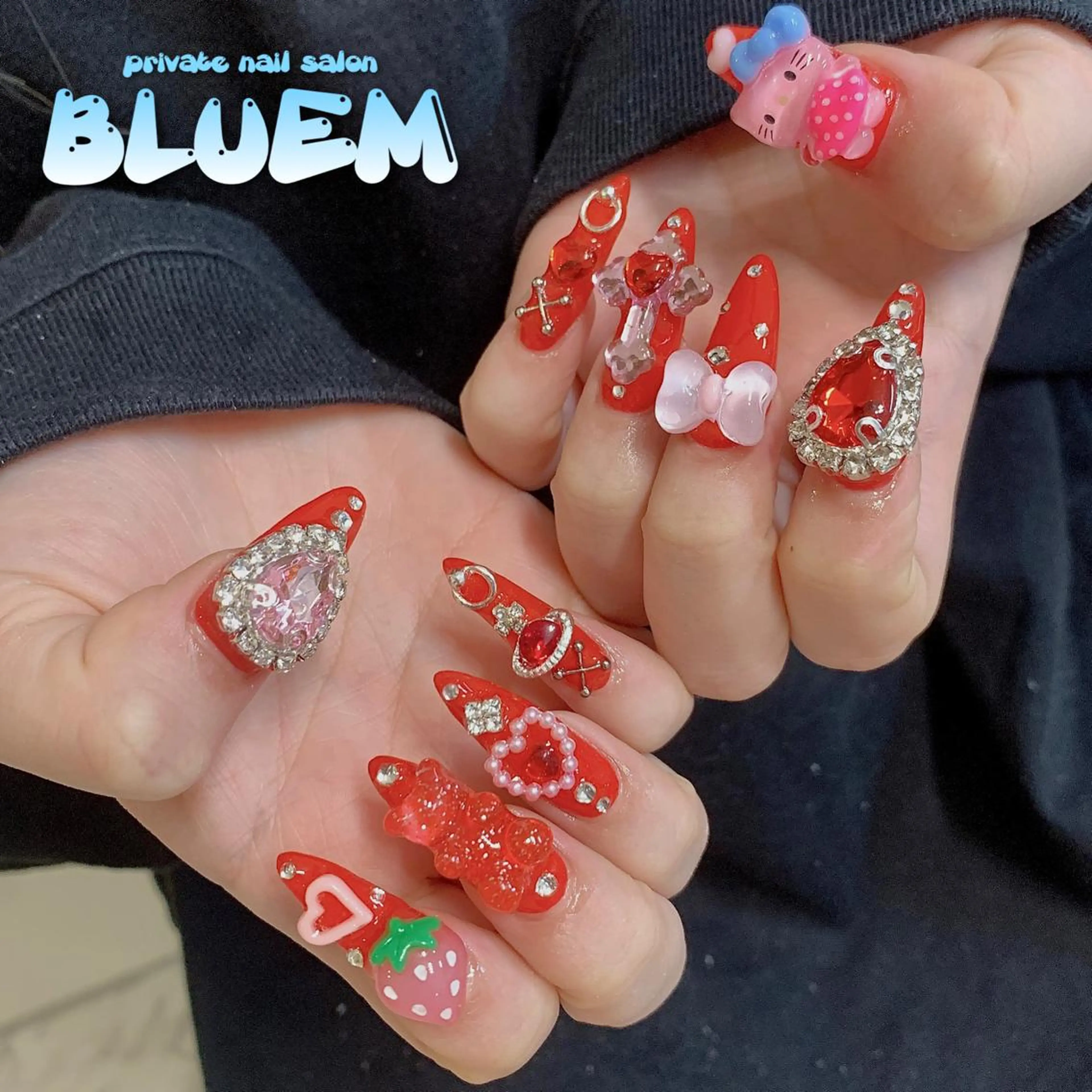 ネイル ハンドネイル BLUEM なな🐶のネイルデザイン