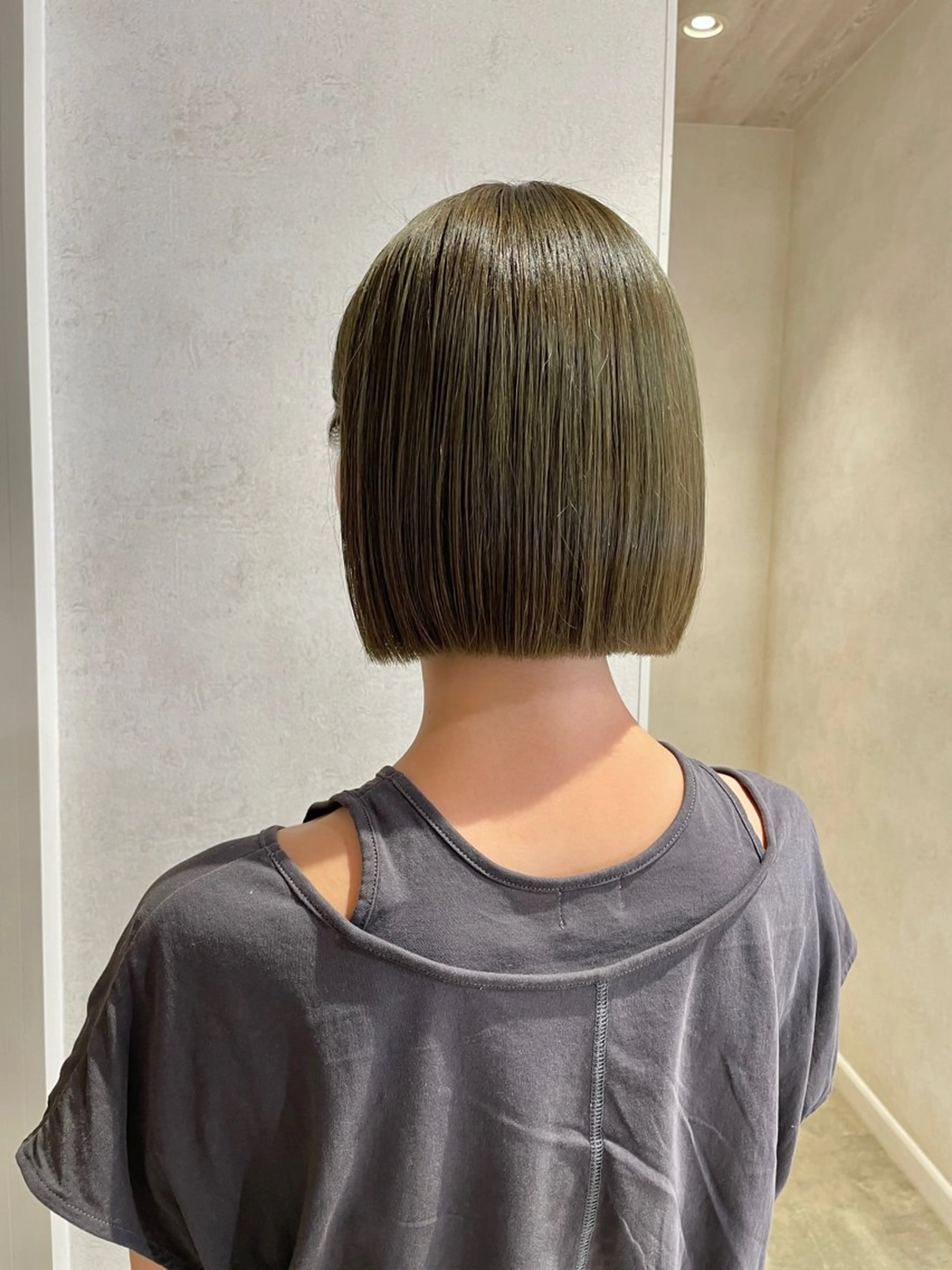 ミディアム カラー オリーブカラー カット ヘアカラー カラー/レイヤー/ 髪質改善/PAAQのヘアスタイル