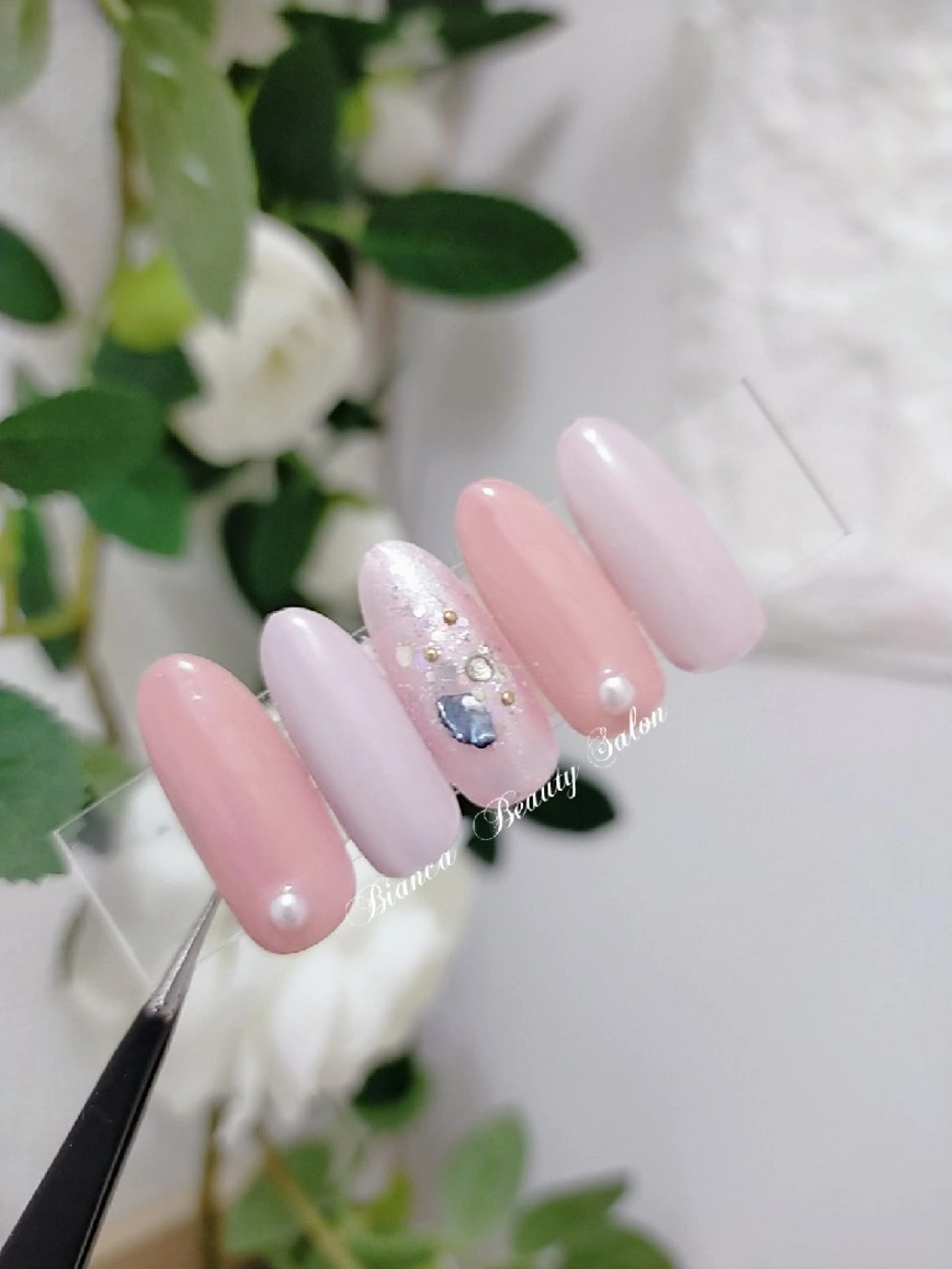 ネイル ハンドネイル ハンドケア Bianca 大山のネイルデザイン