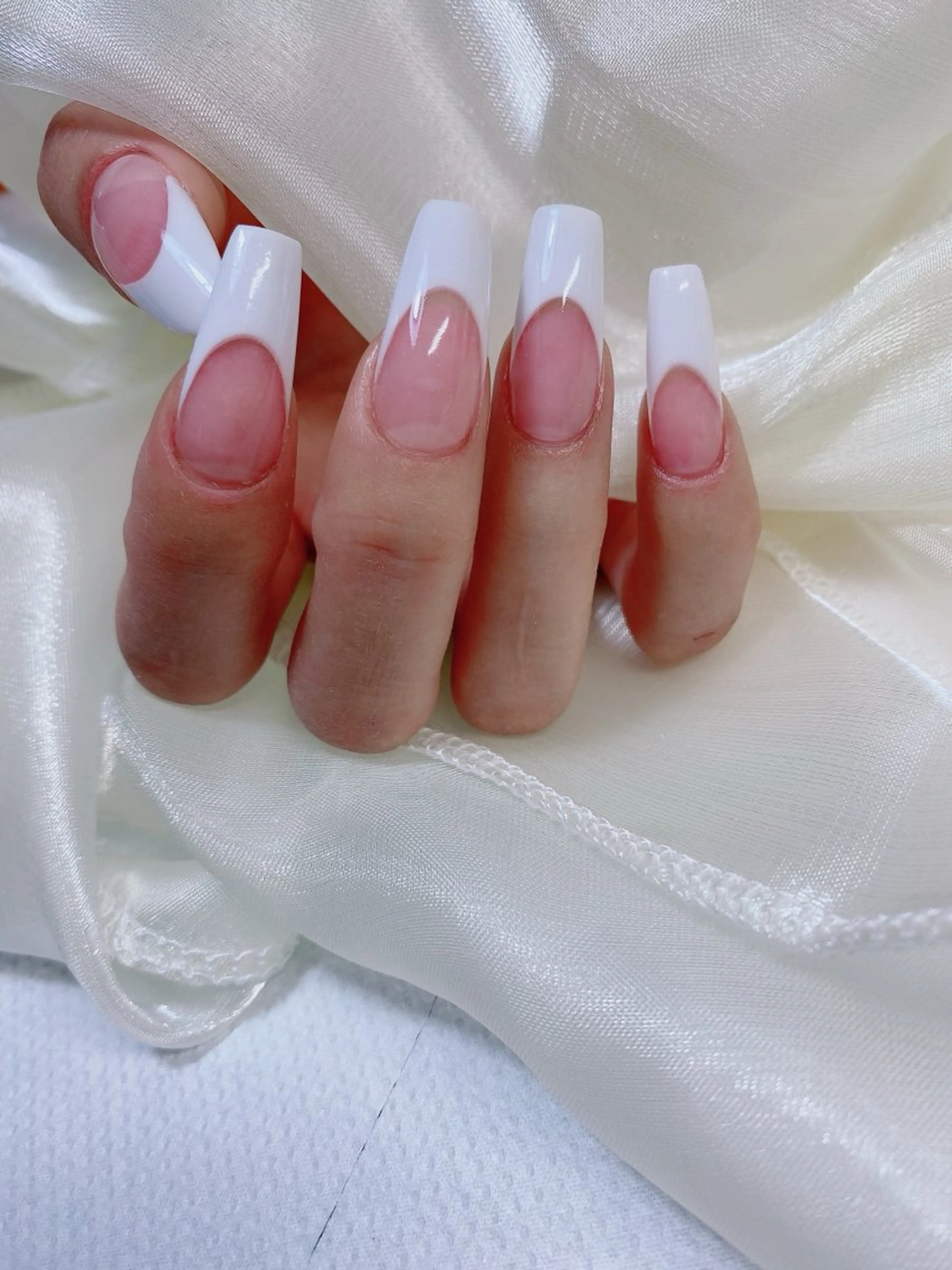 ネイル フレンチネイル スカルプネイル えい このネイルデザイン