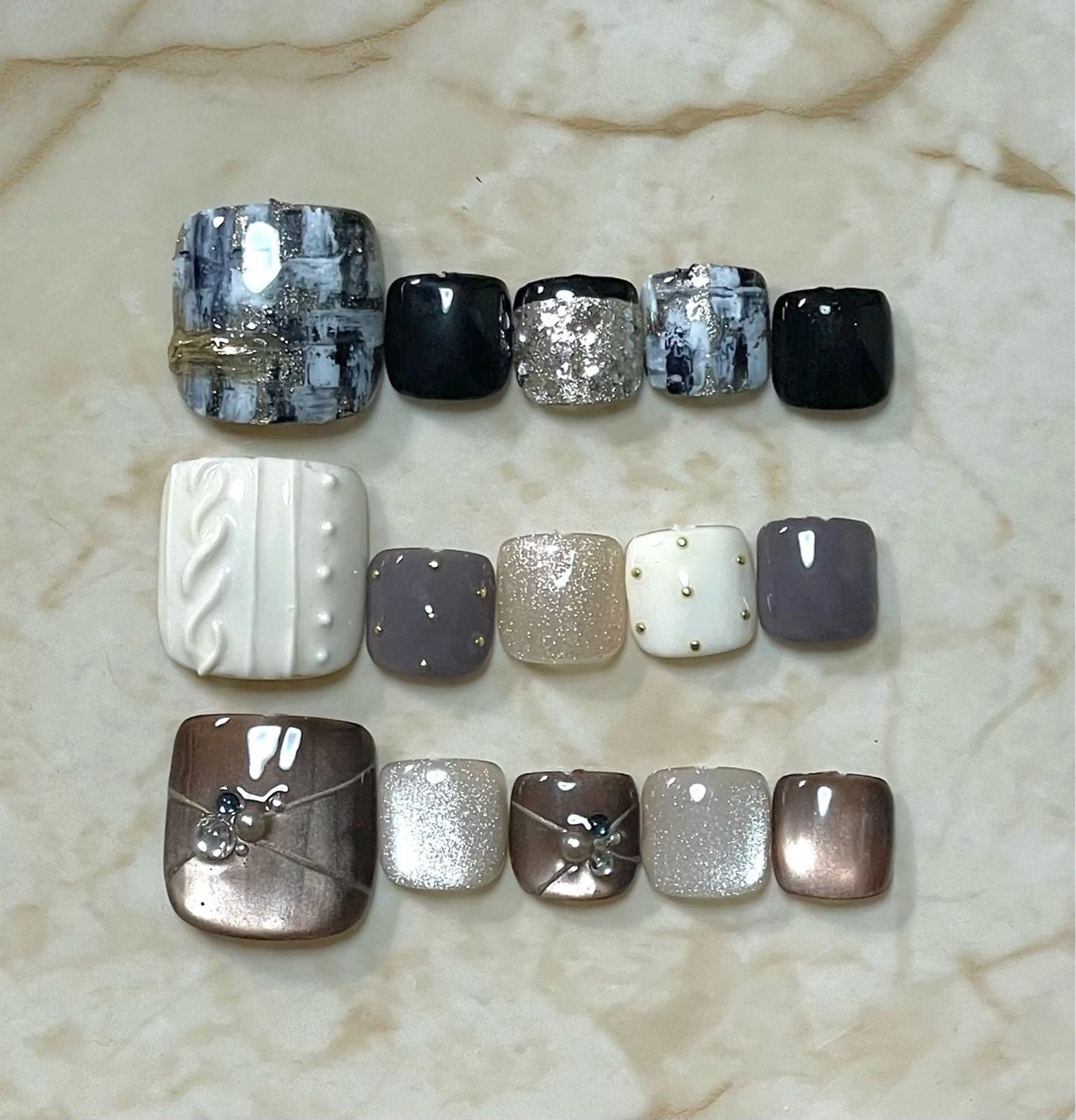 【オフ無料】定額フットデザイン🫧の写真