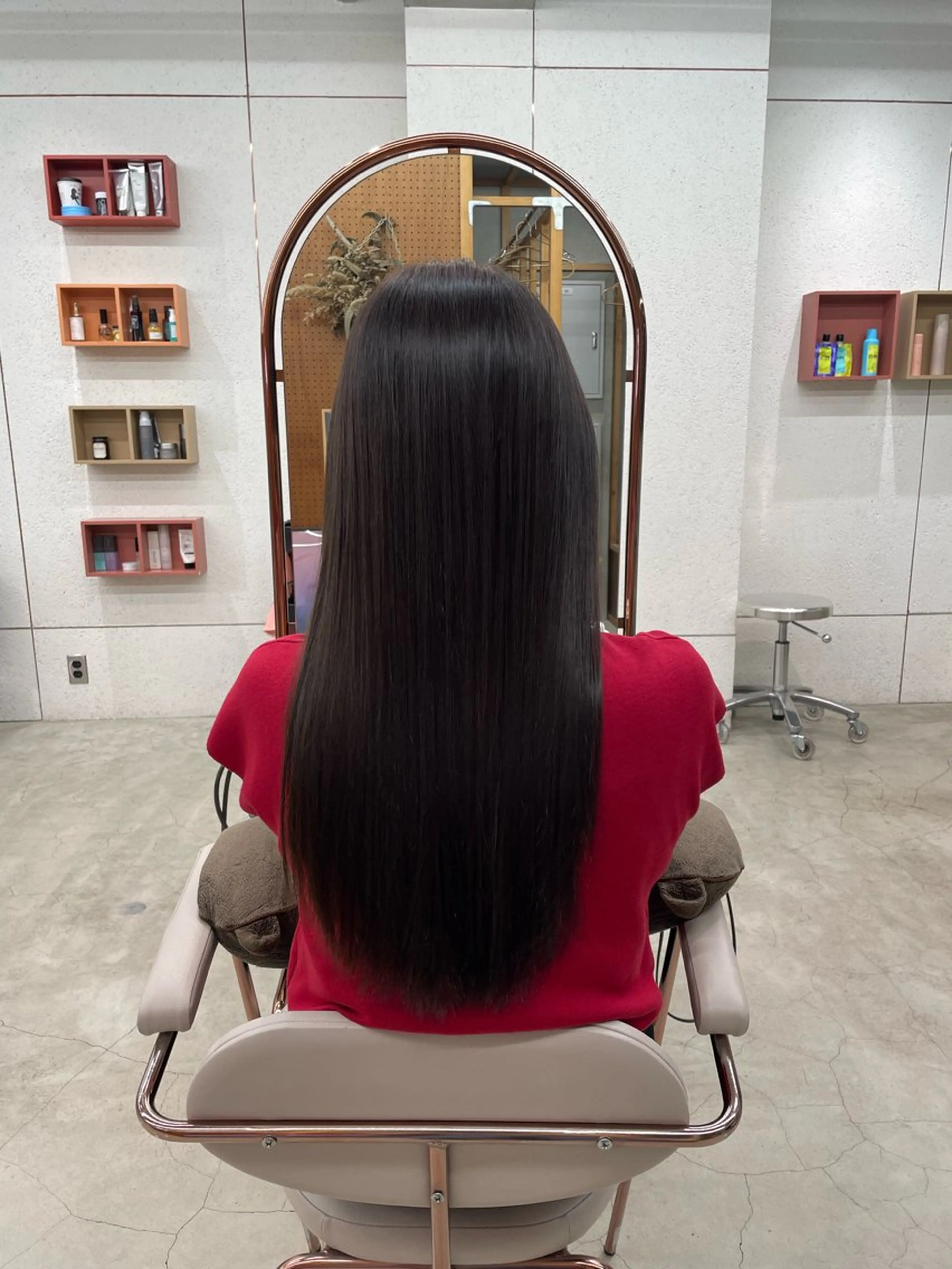 ロング カラー 髪質改善 ヘアカラー 鶴井 美空のヘアスタイル