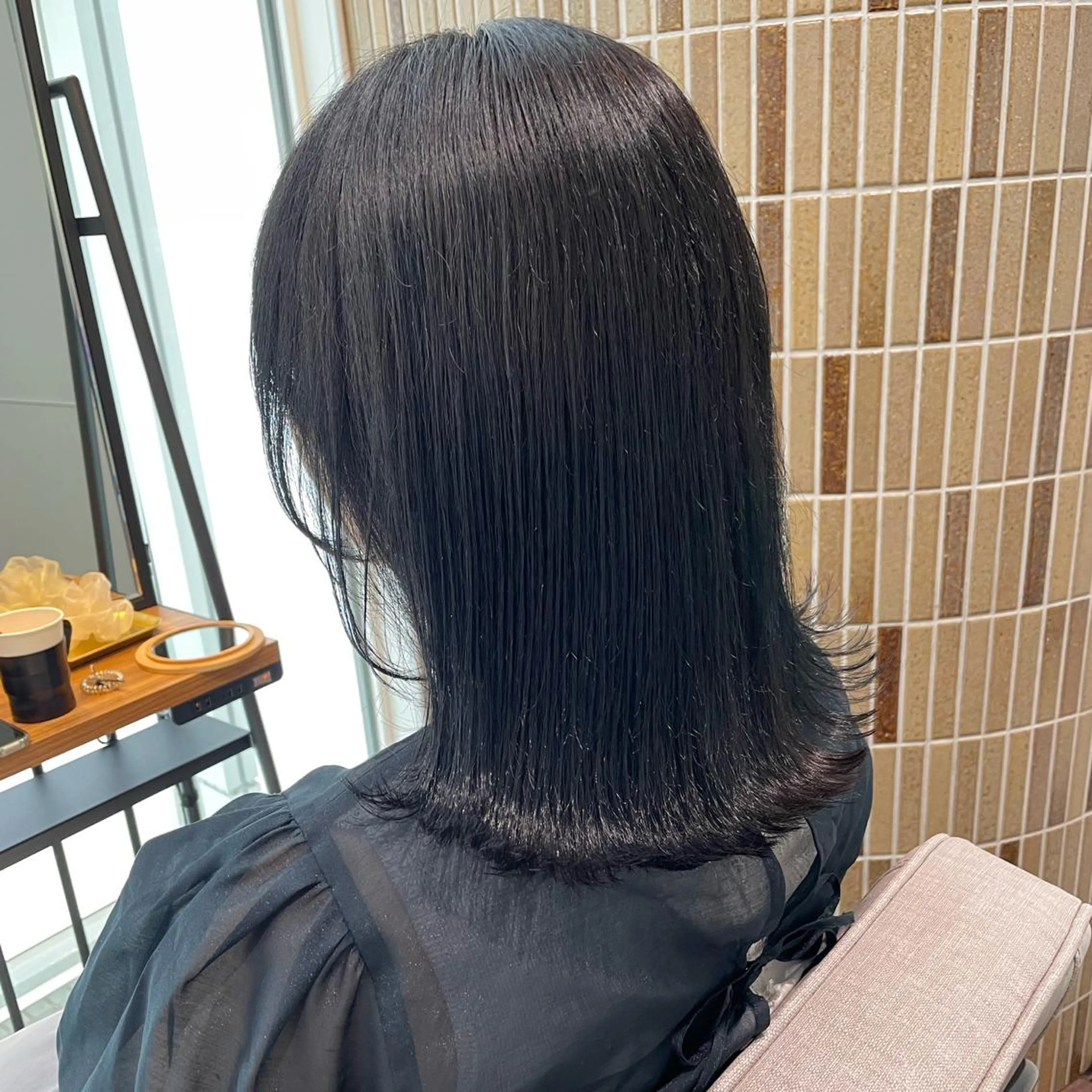 ミディアム カラー gotoday　shaire　saron所属・miu. ボブ/透け感カラーのヘアスタイル