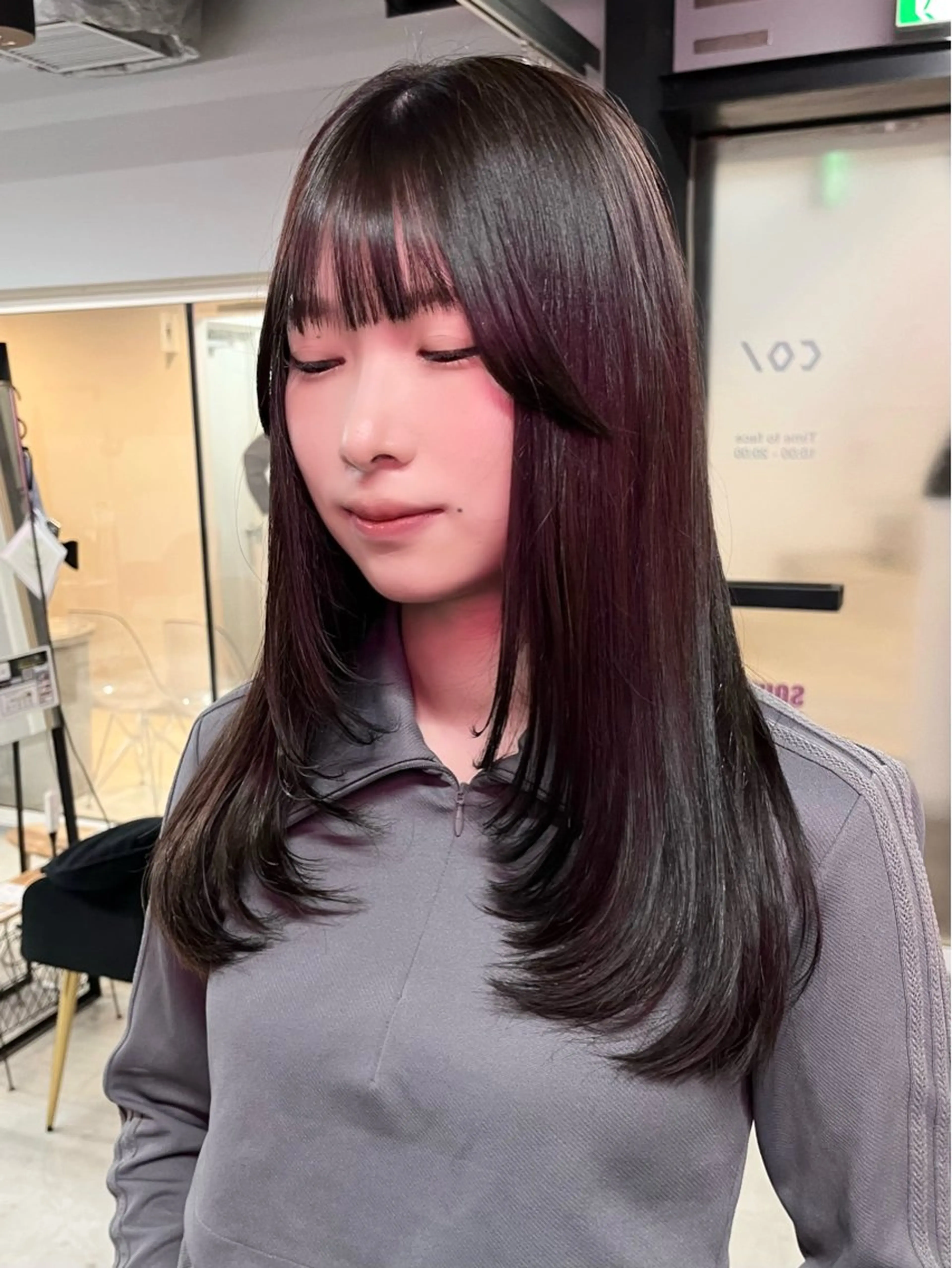 ロング レイヤーカット col sapporo所属・あざと可愛い💓 盛れる顔まわり/uiのヘアスタイル