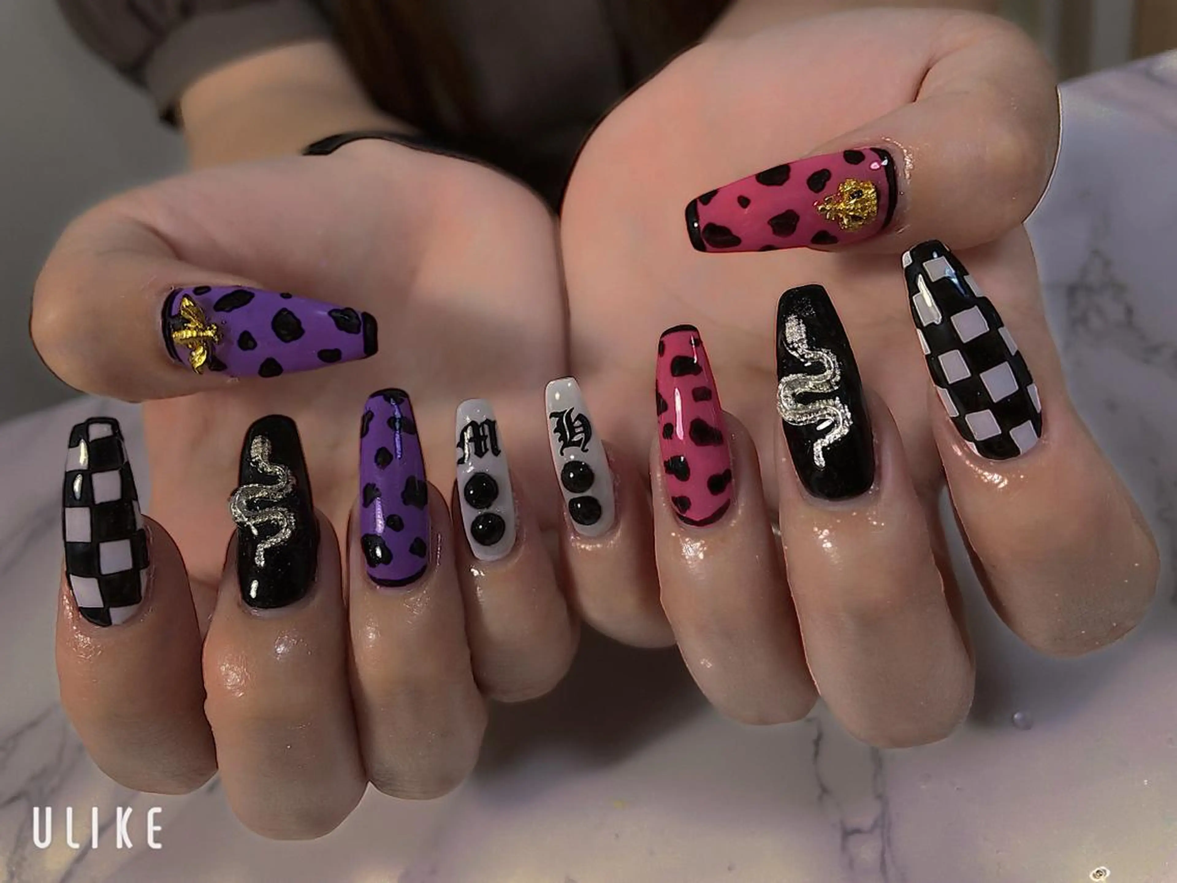 ネイル 高草木 桃香のネイルデザイン