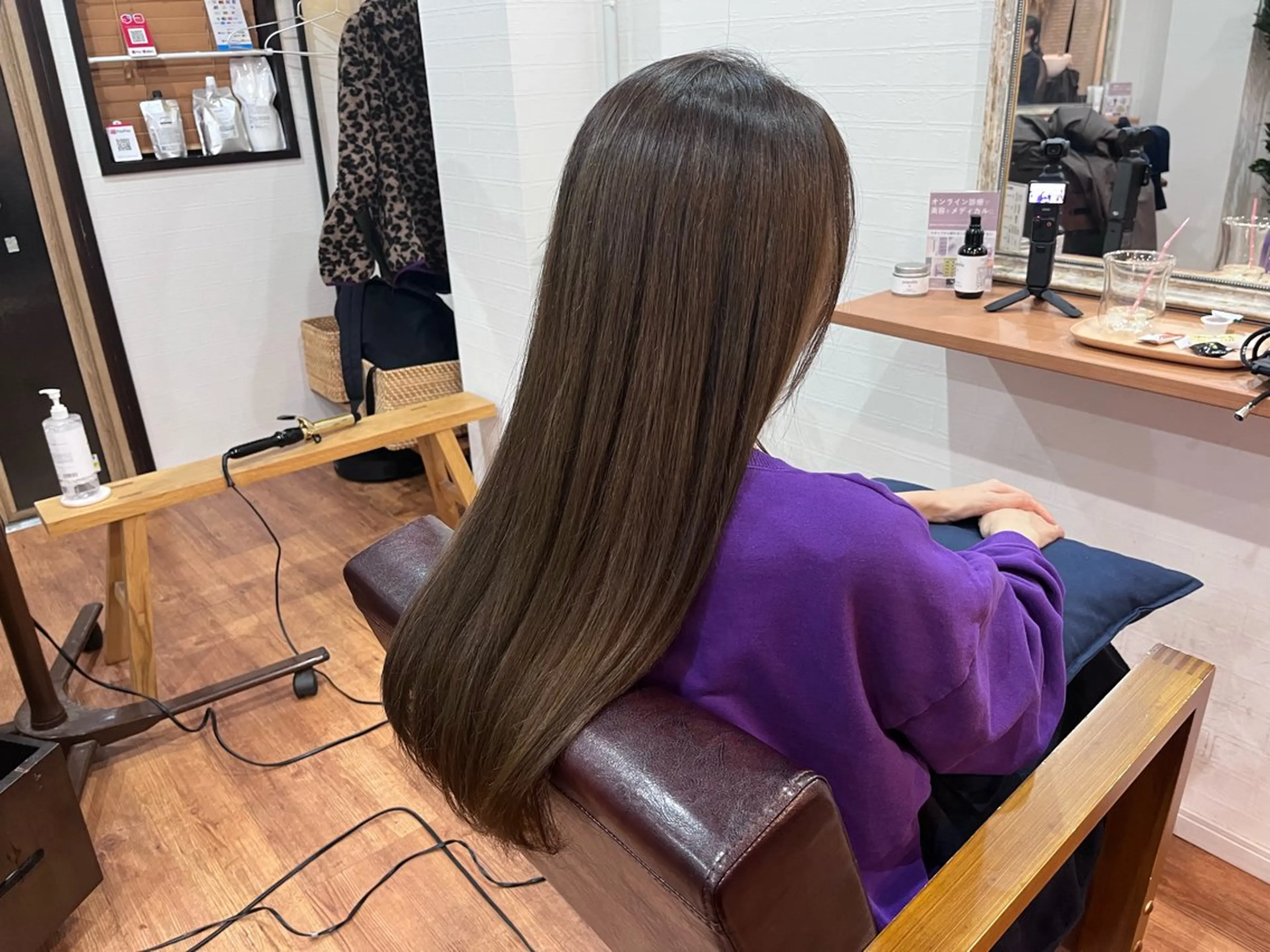 カラー safe beau所属・渡邉 佑典のヘアスタイル