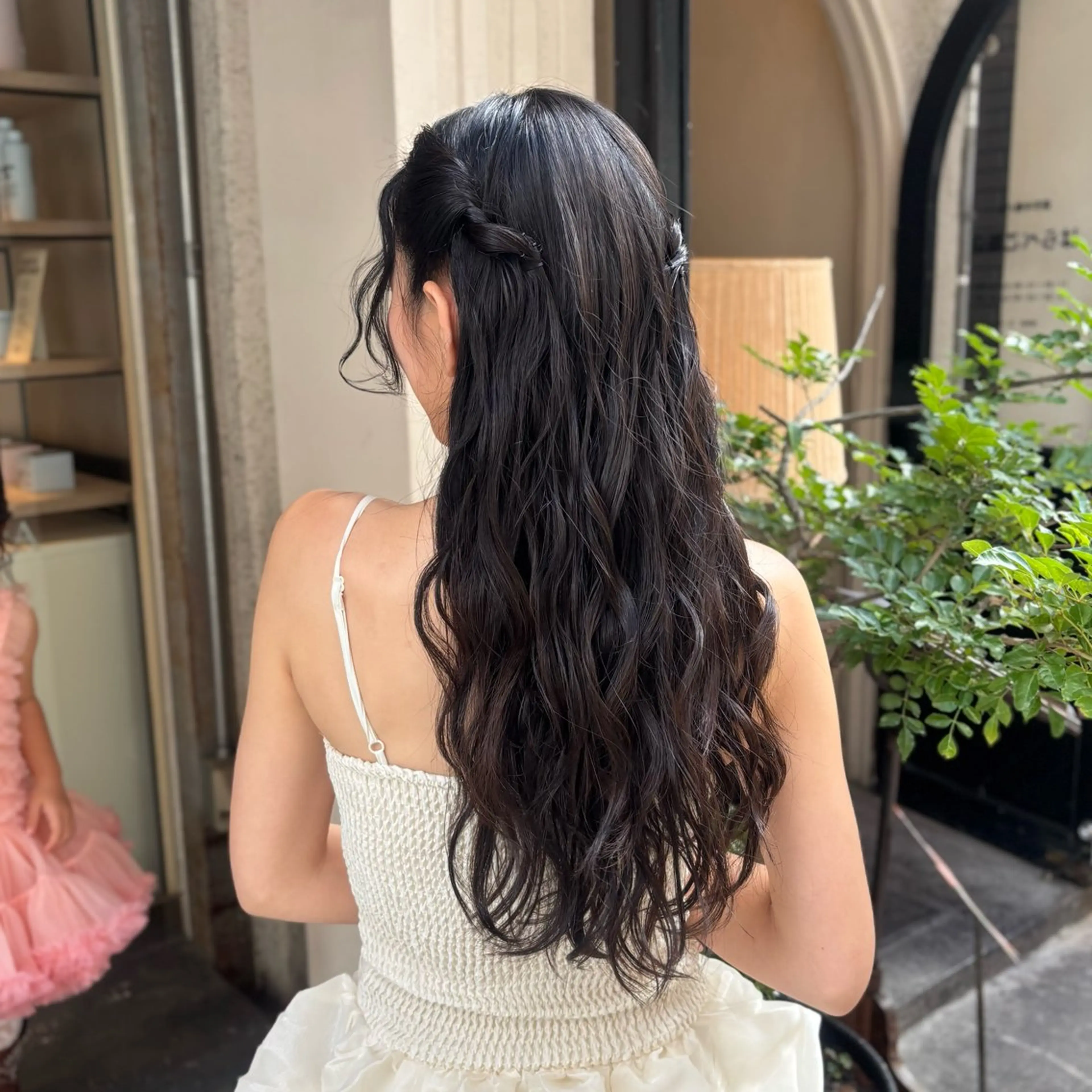 ロング ヘアアレンジ 髪飾り ヘアセット 芦刈 咲来のヘアスタイル