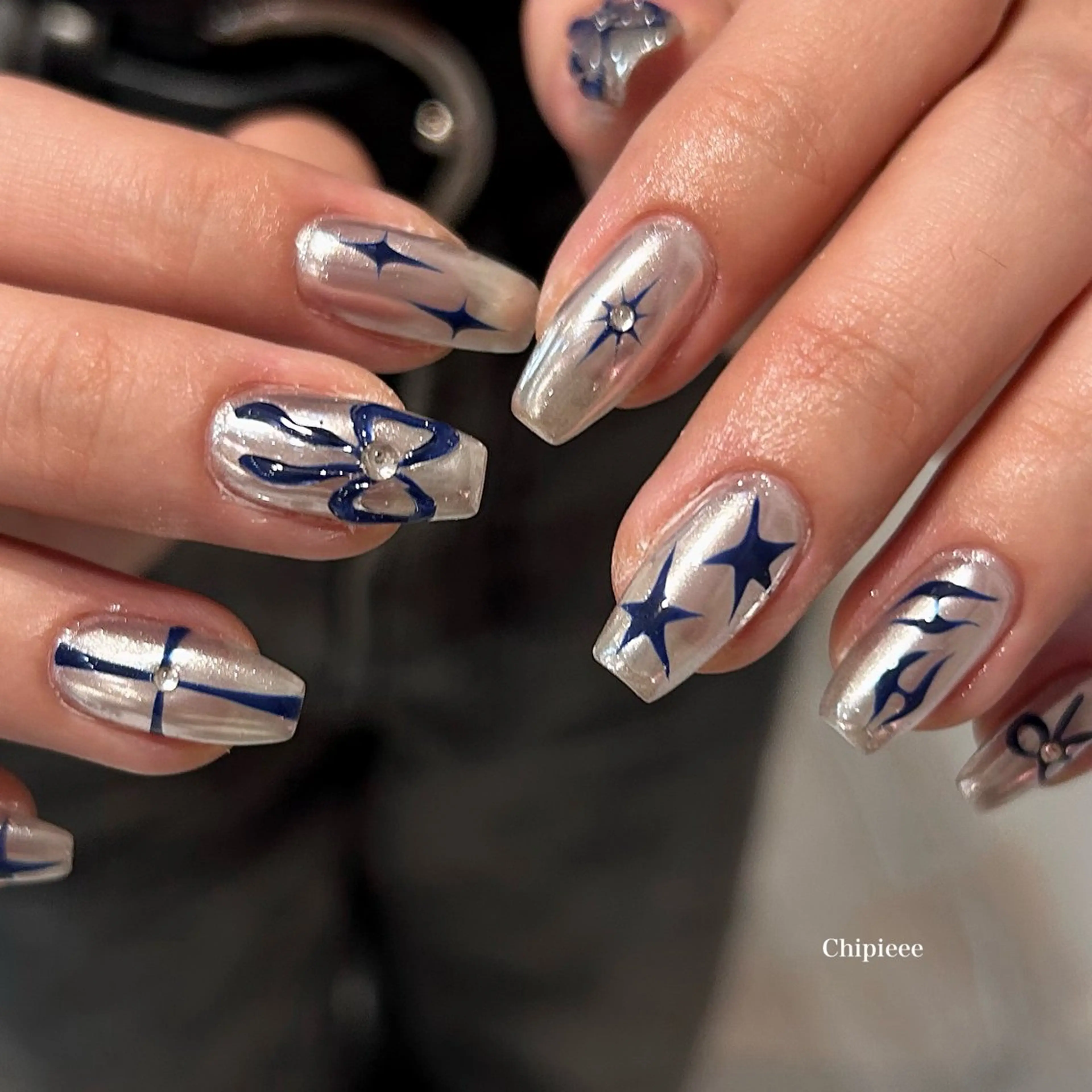 ネイル アートネイル ミラーネイル Chipieee manamiのネイルデザイン