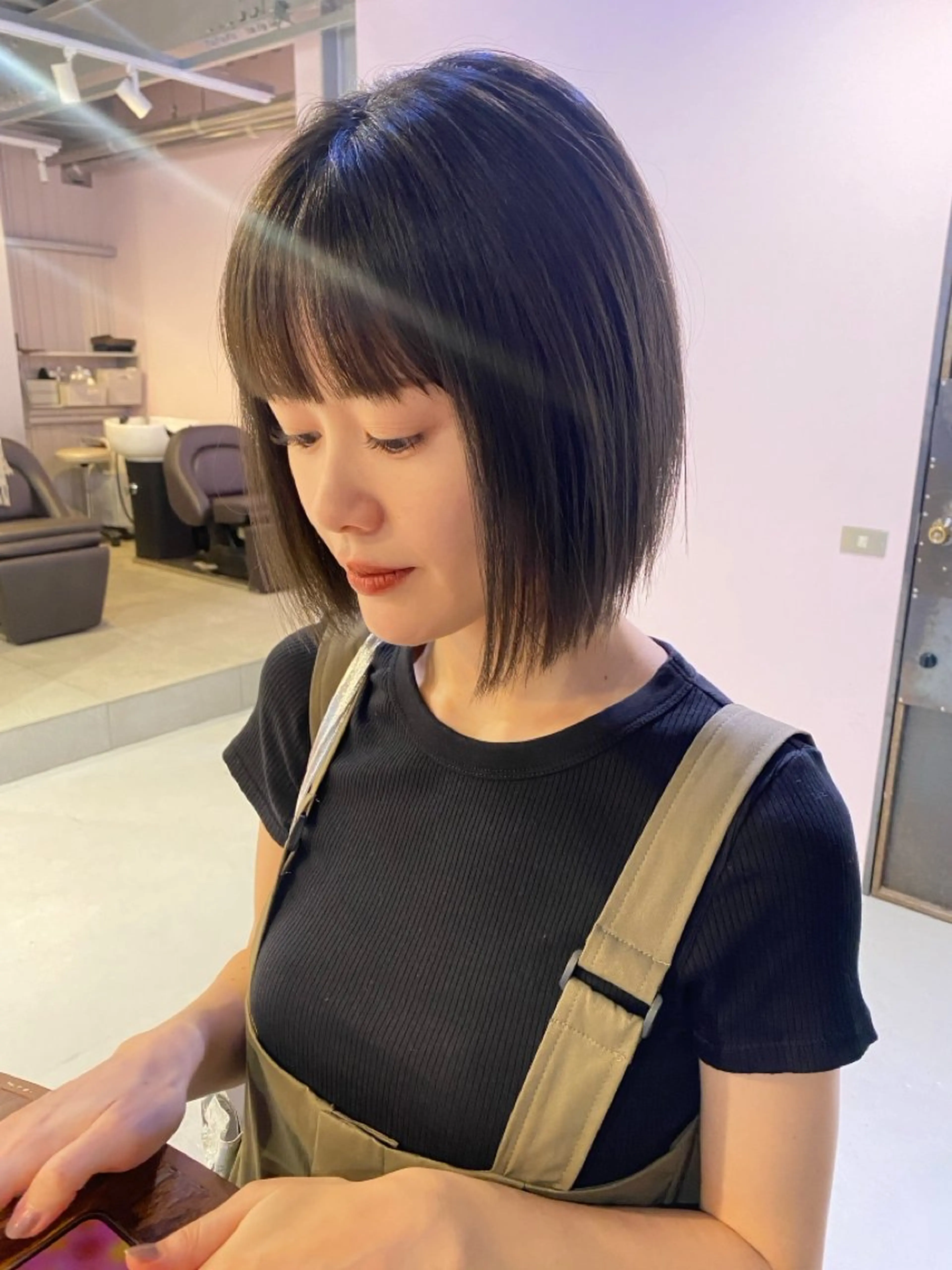 ショート ヘアカラー トリートメント みやけ ひなのヘアスタイル