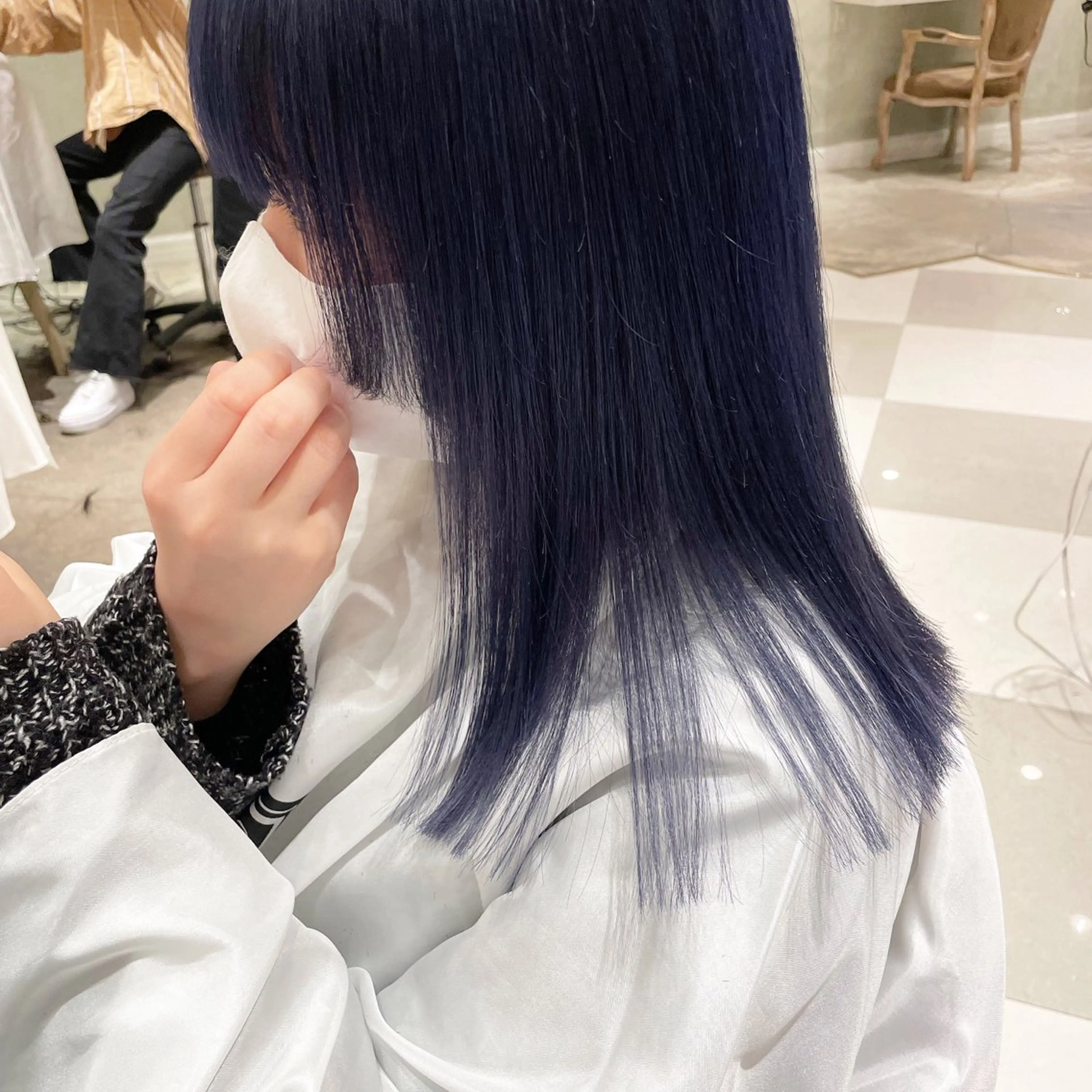 セミロング カラー ブルーカラー ネイビーカラー ヘアカラー D'na ディーナのヘアスタイル