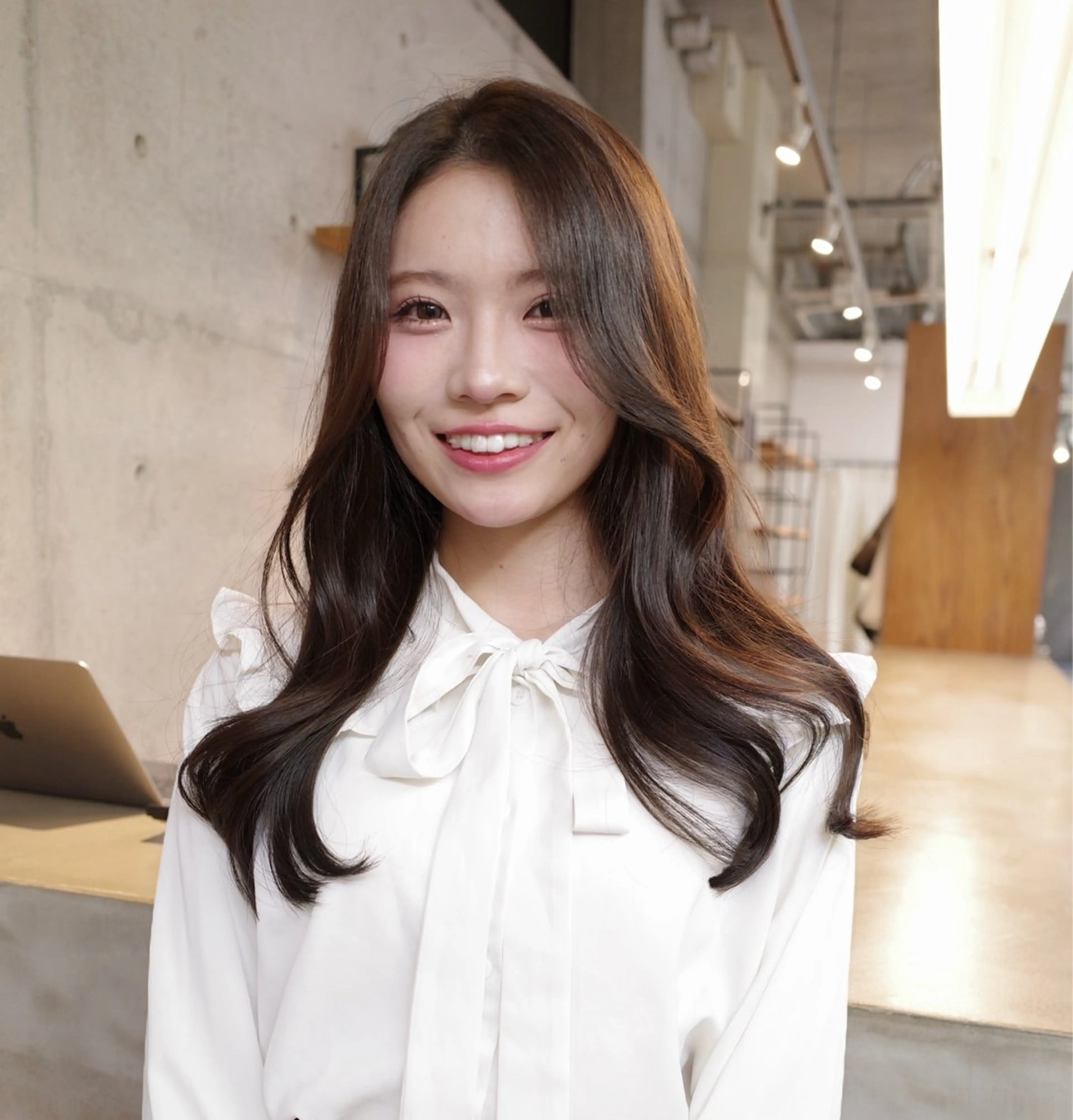 セミロング カット ヘアカラー トリートメント son hair所属・葉 /透明感カラーのヘアスタイル