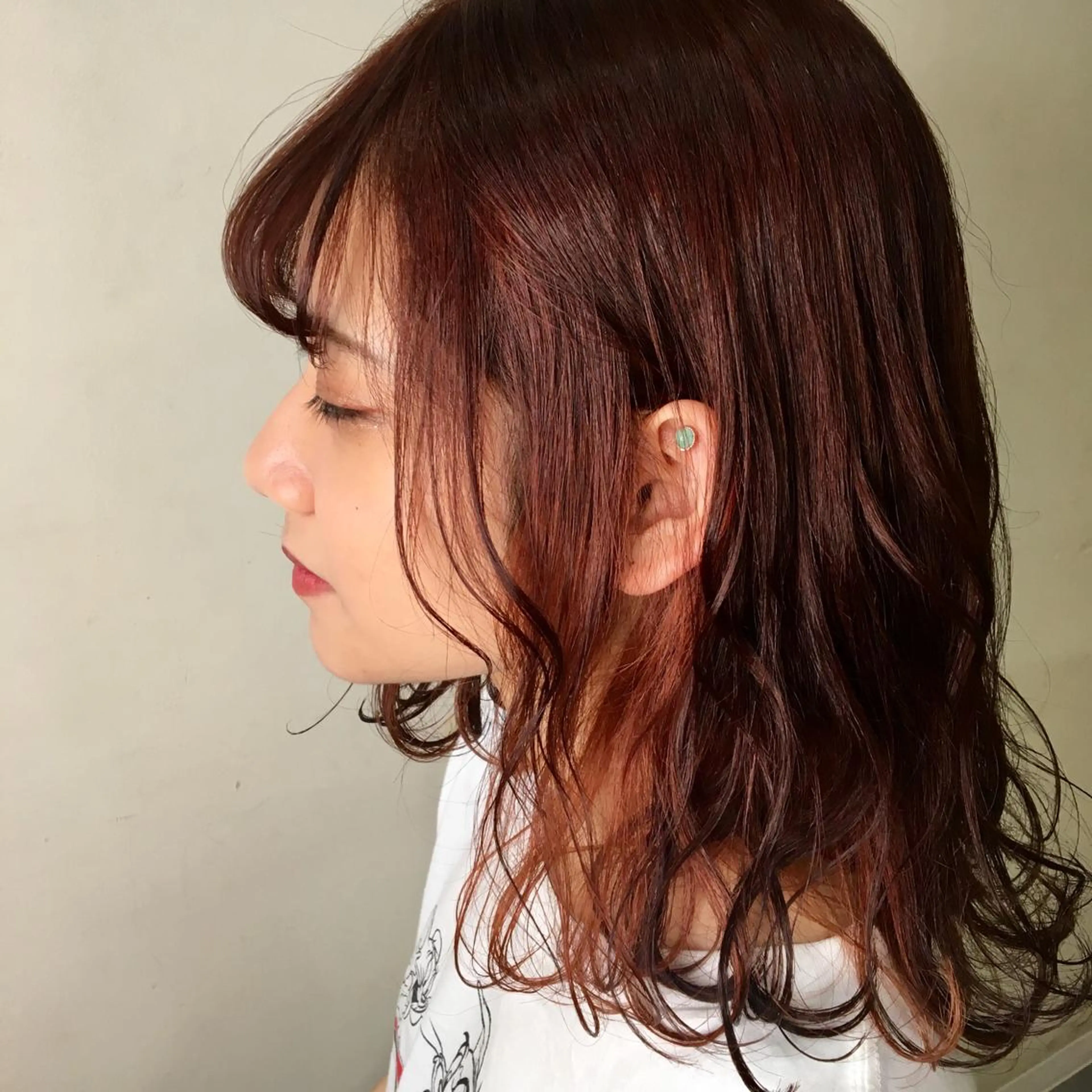 ミディアム カラー 平野 優奈のヘアスタイル