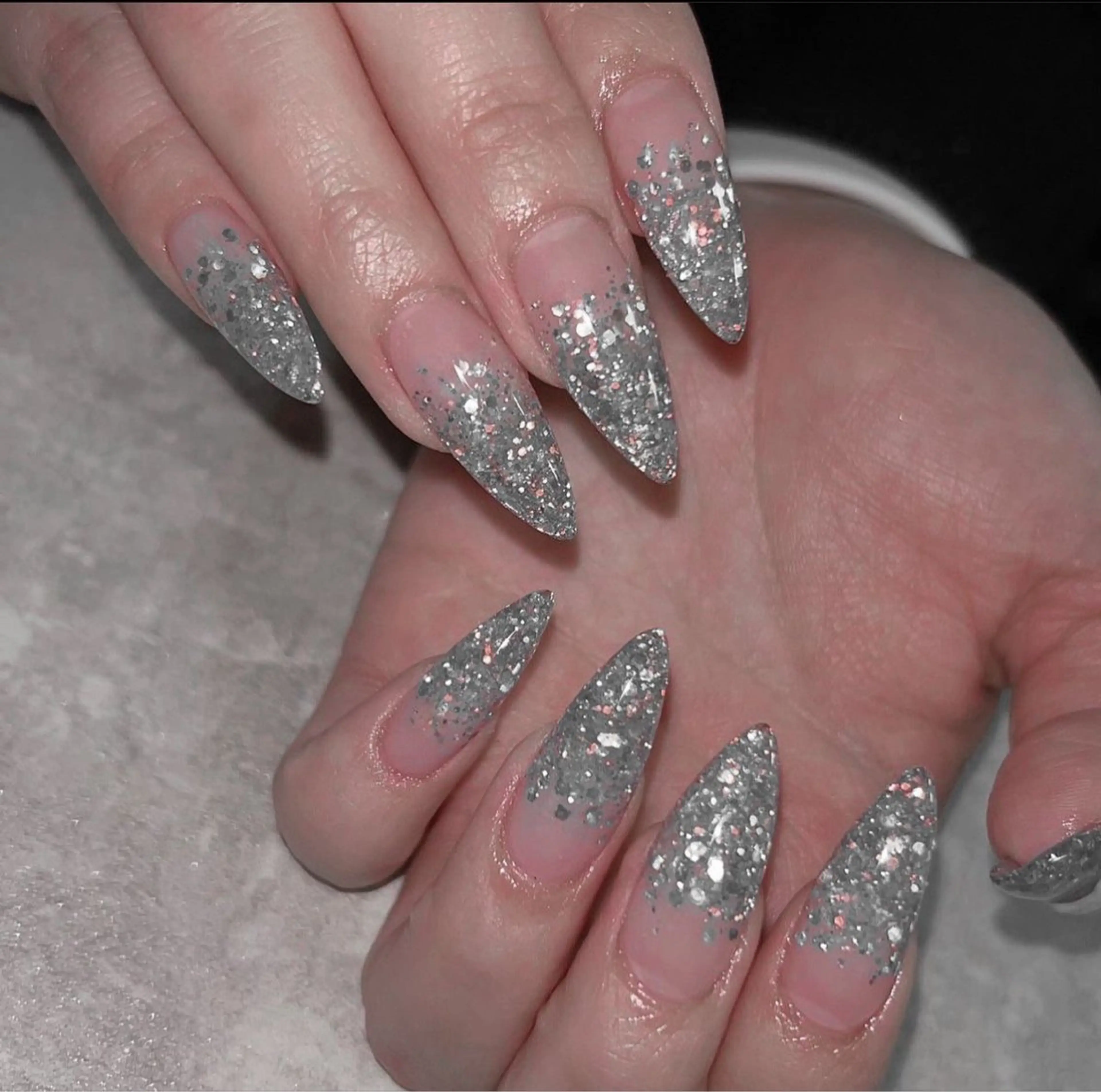 ネイル ラメ(グリッター) ラメグラデーション ワンカラーネイル ハンドネイル Good day Isideのネイルデザイン