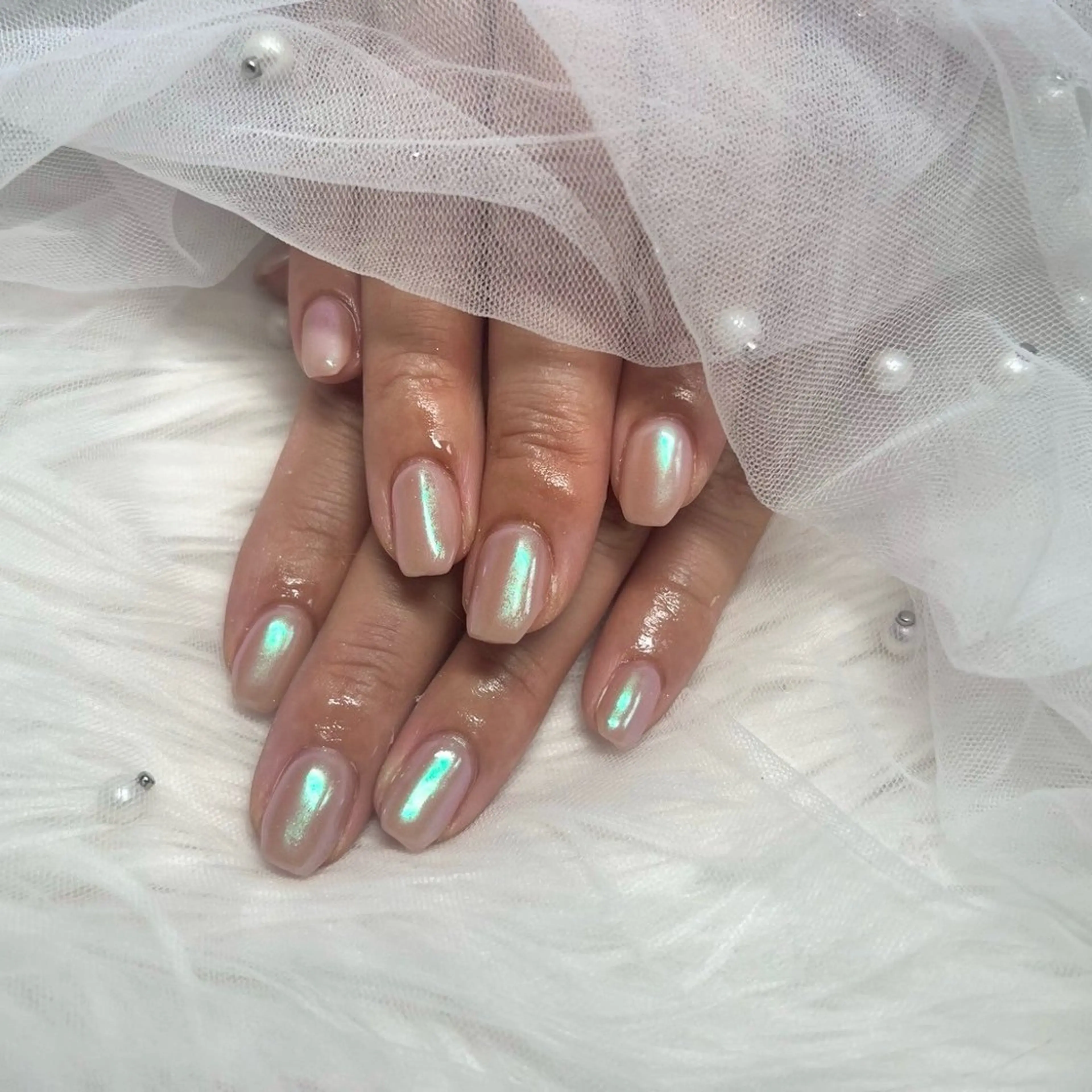 ネイル オーロラネイル ハンドネイル cerisier セリシールのネイルデザイン