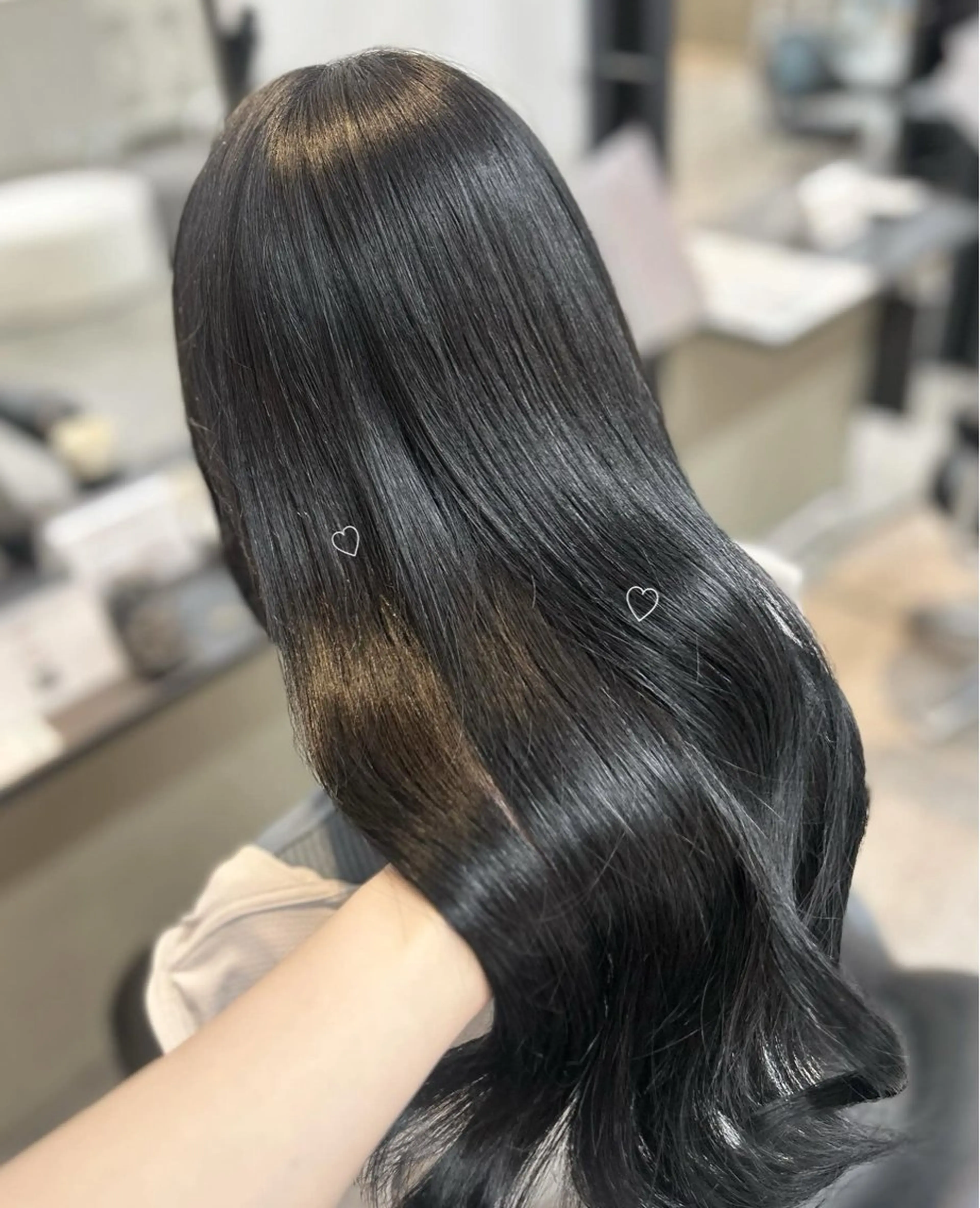 ロング カラー ヘアカラー 透明感カラー୨୧ 松山理桜🩰˖ ࣪⊹のヘアスタイル