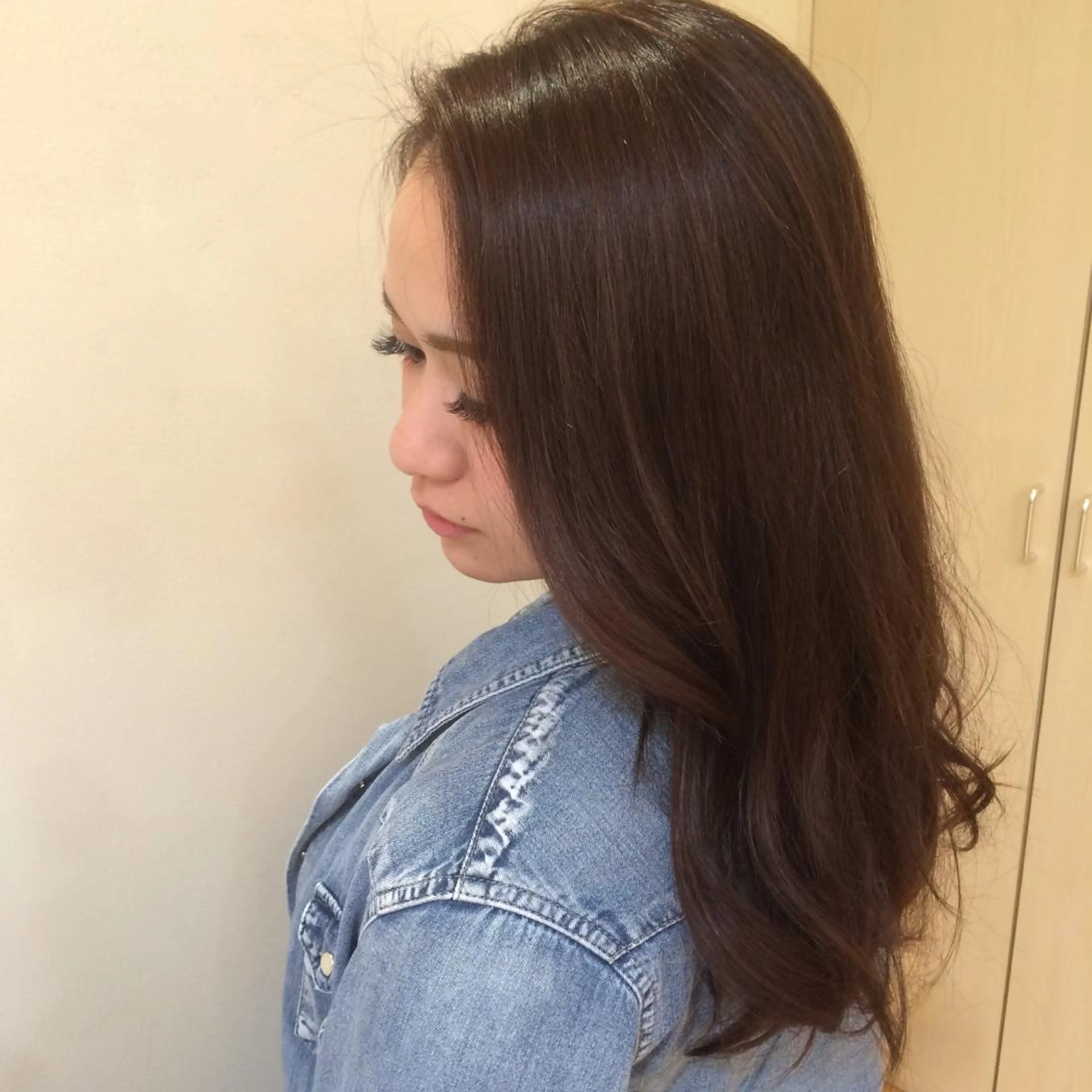 セミロング ロング カラー アッシュ アッシュブラウン ブラウンカラー ReMix 新宿店所属・タジマ ヤスヒサのヘアスタイル