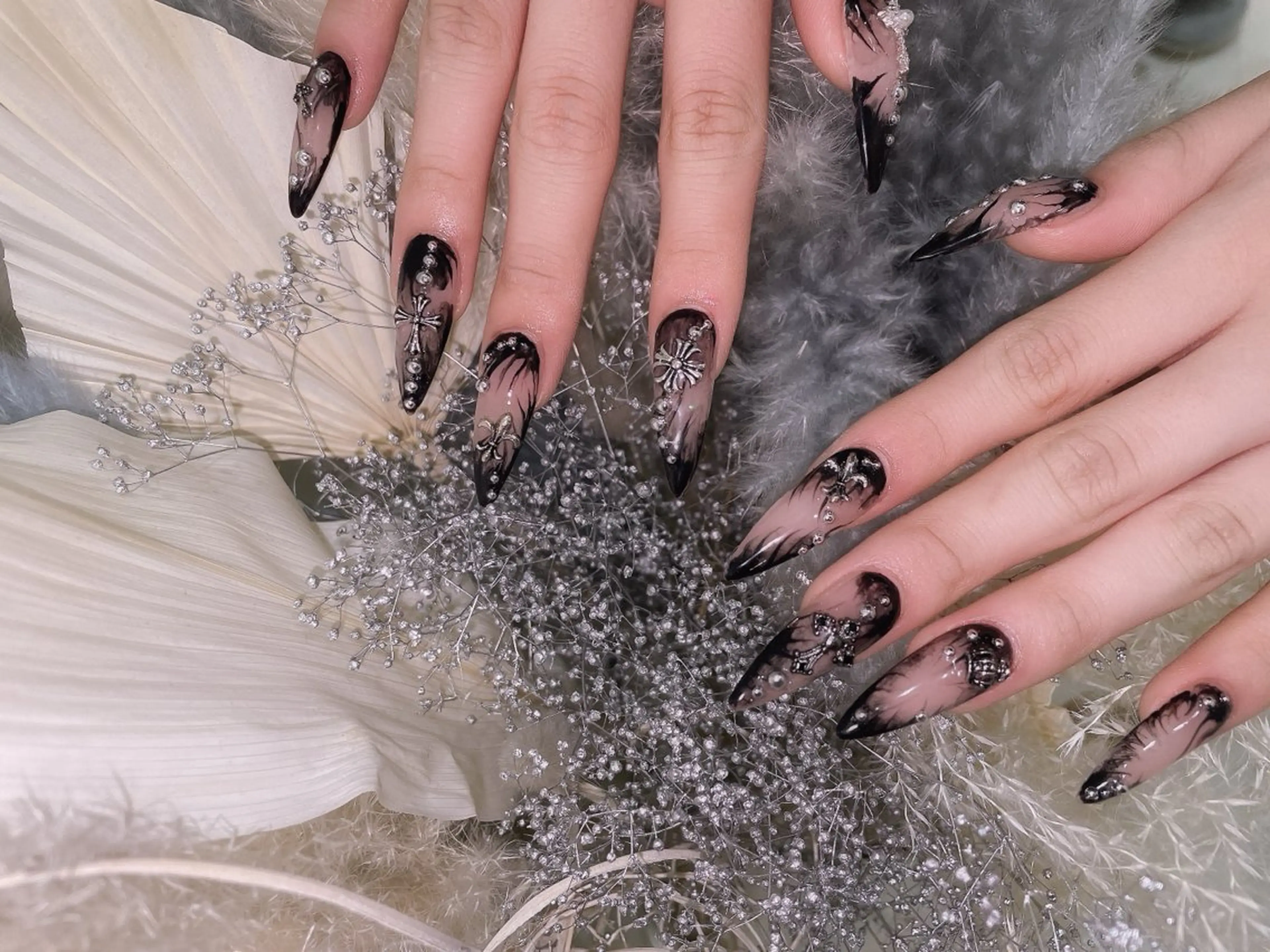 ネイル ロングネイル マグネットネイル ハンドネイル emu【心斎橋店】 michinaのネイルデザイン