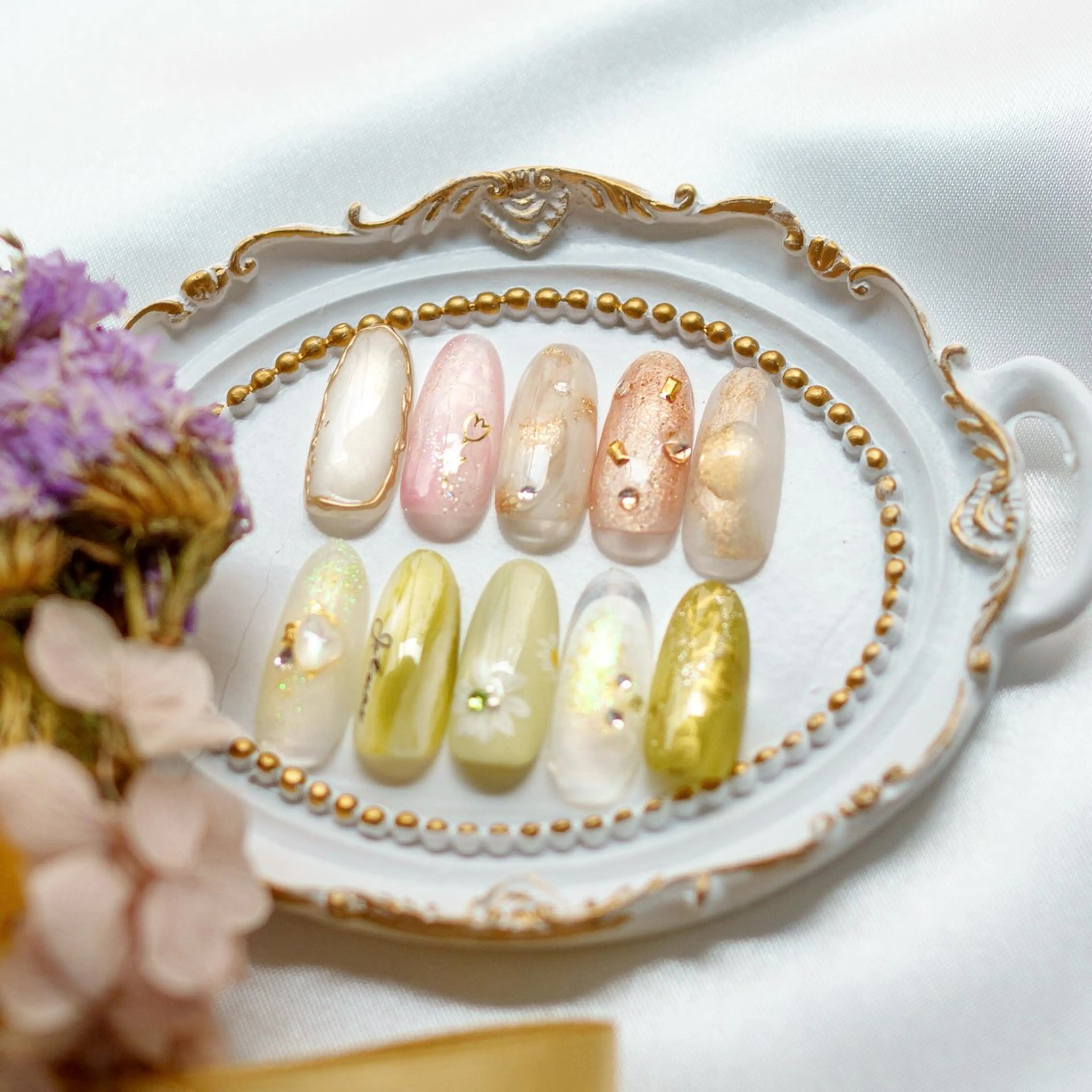 ネイル toiro NAILLOUNGEのネイルデザイン