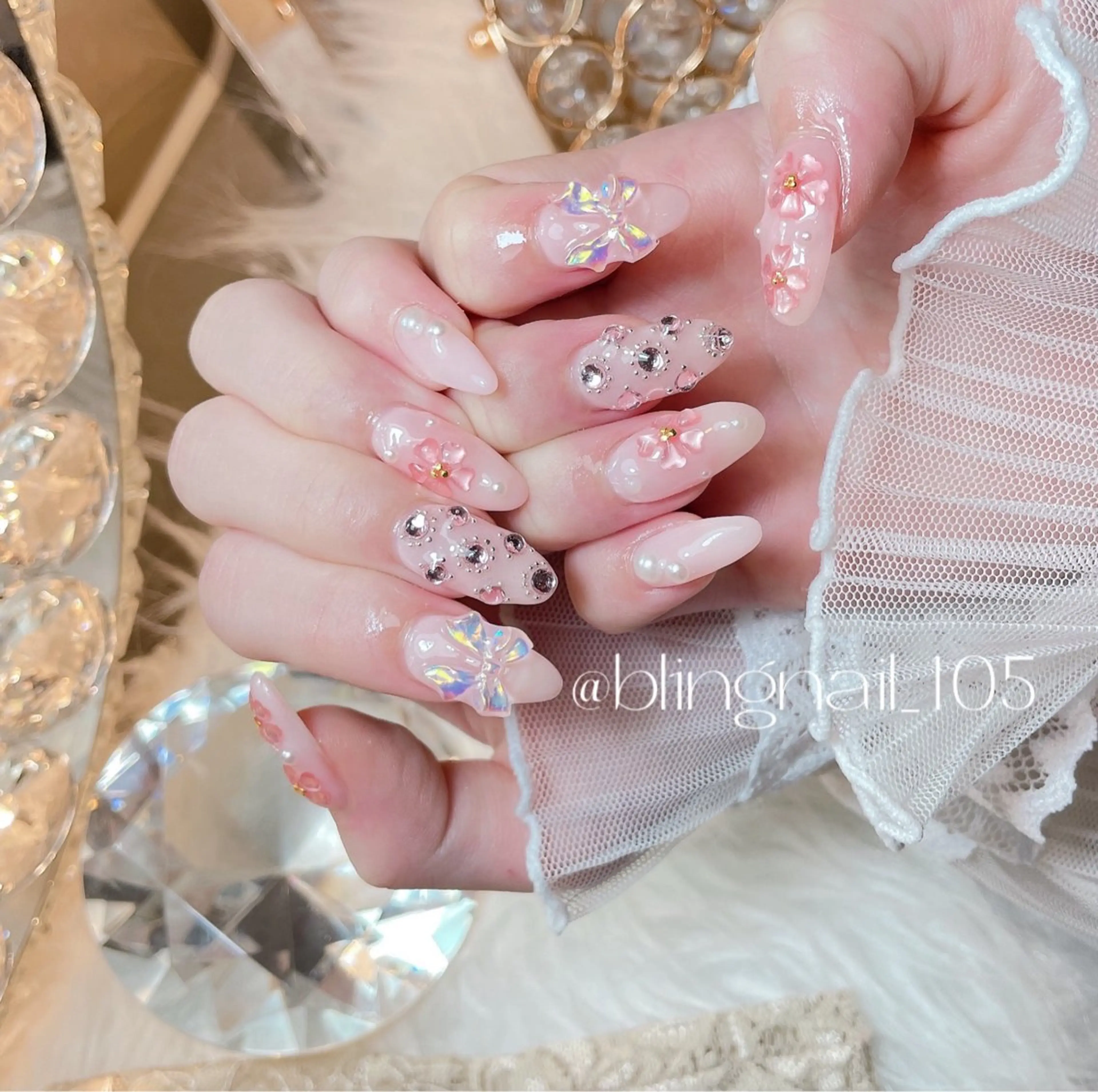 ネイル 23時まで❤︎韓国、 ワンホンネイルのネイルデザイン