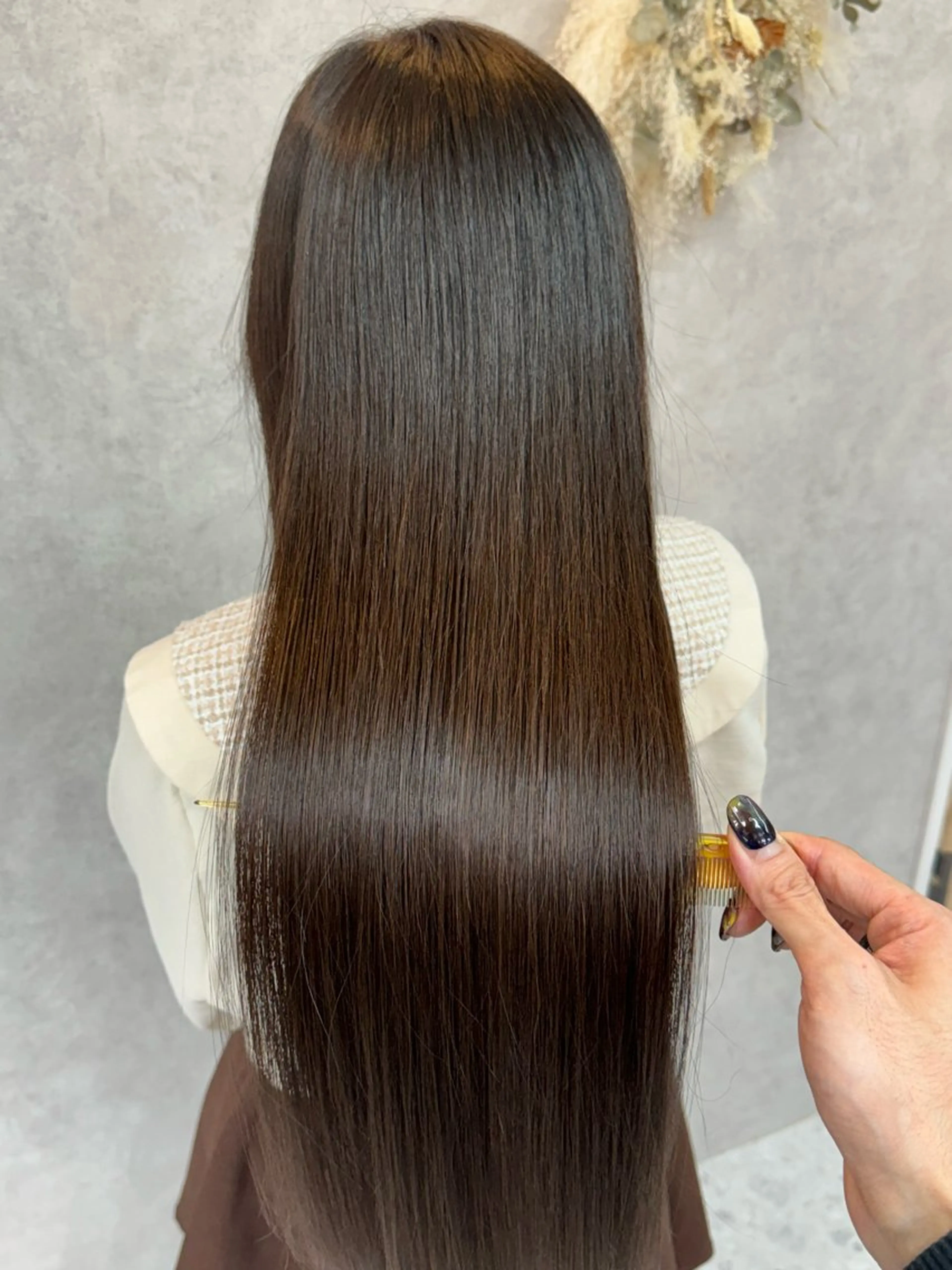 【髪質改善METEOトリートメント】+縮毛矯正+カラー+カットの写真