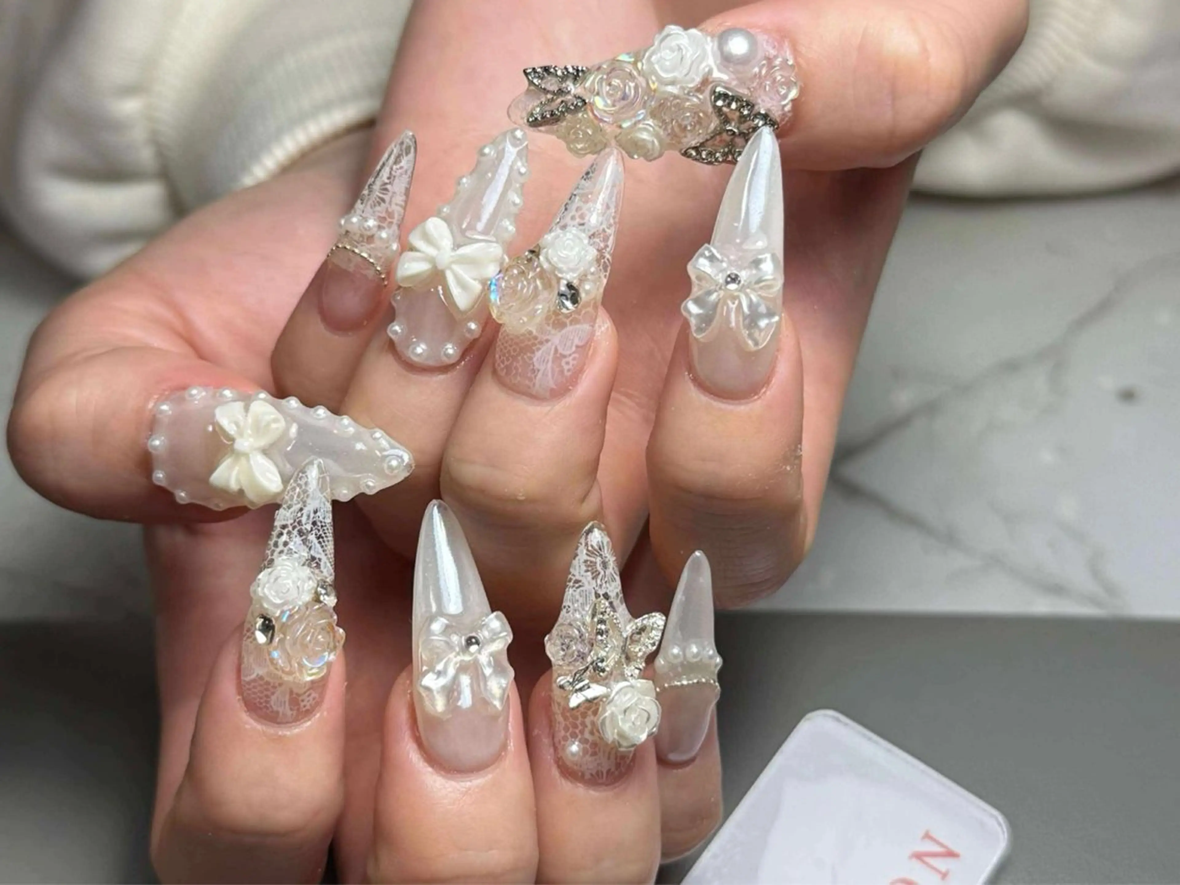 ネイル アートネイル フレンチネイル ジェルネイル グラデーション 韓国ネイル ハンドネイル ハンドケア さくら💮💮 【オフ無料】のネイルデザイン