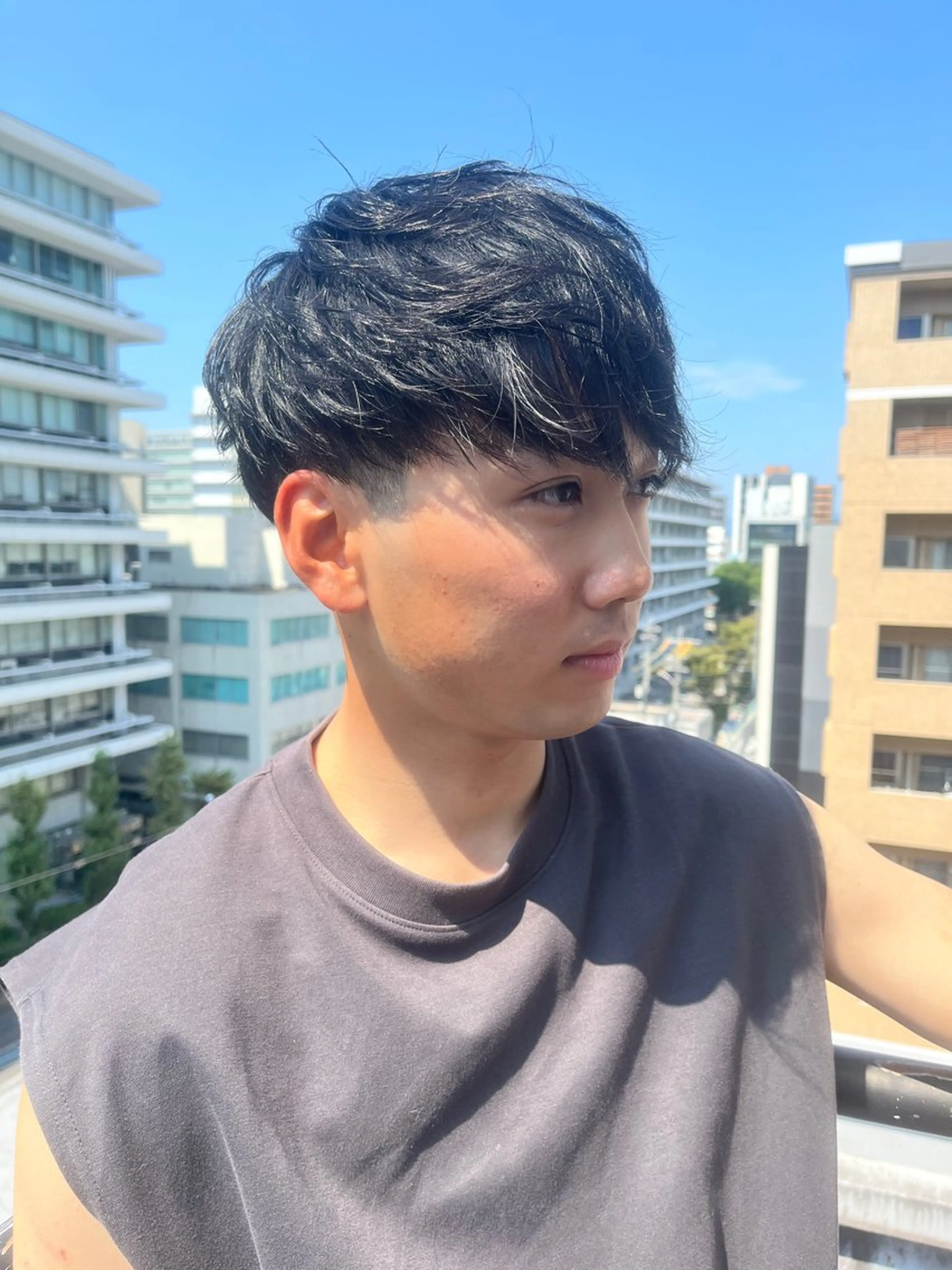 ミディアム ミディアムパーマ カット ヘアカラー トリートメント センターパート🪽 SEIYAのヘアスタイル