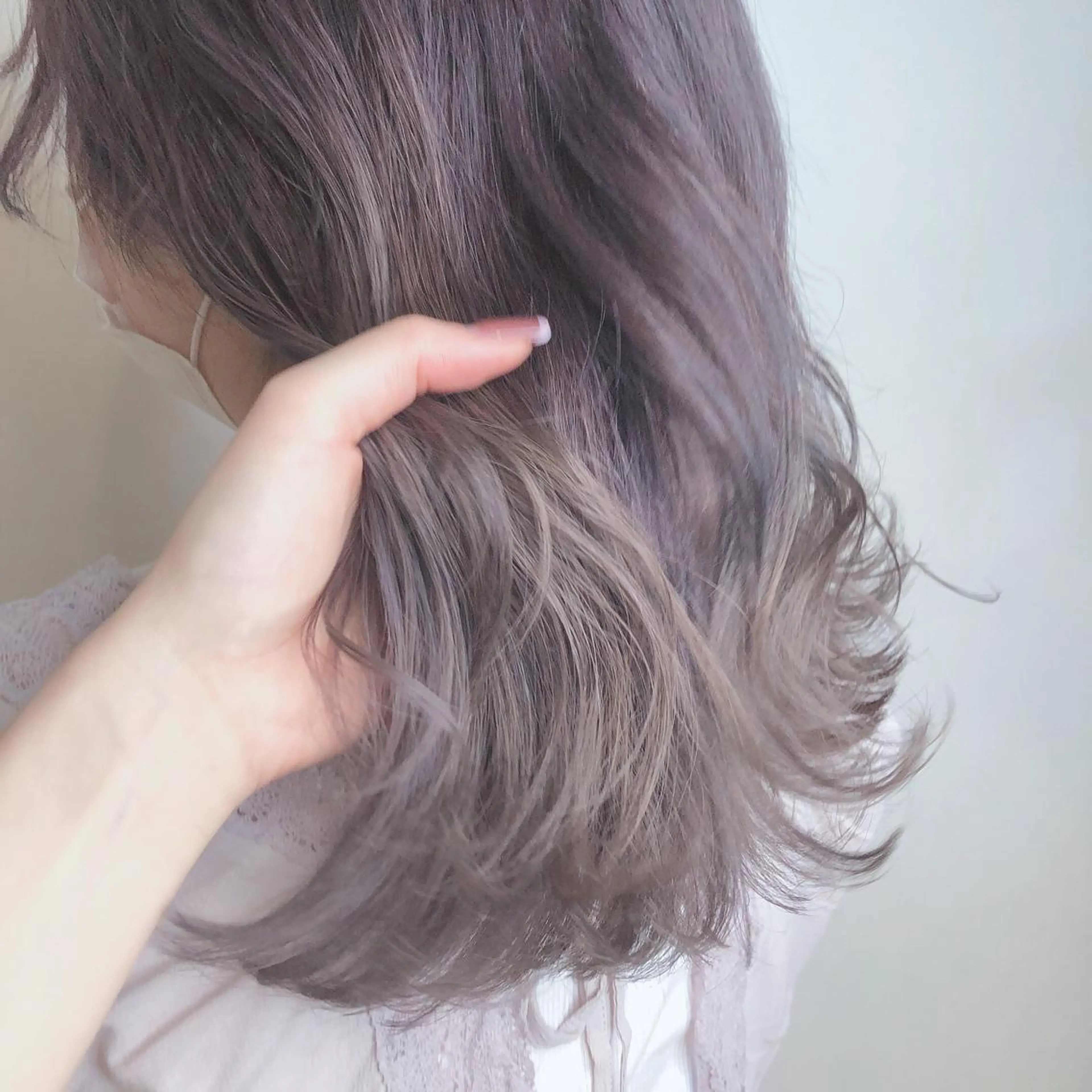 ミディアム カラー ヘアアレンジ マツエク・マツパ グレージュ パープルカラー パープルグレージュ Noah's　Ark所属・透明感カラー🫧ヘア セット🫧松本菜月の眉毛・アイブロウイメージ