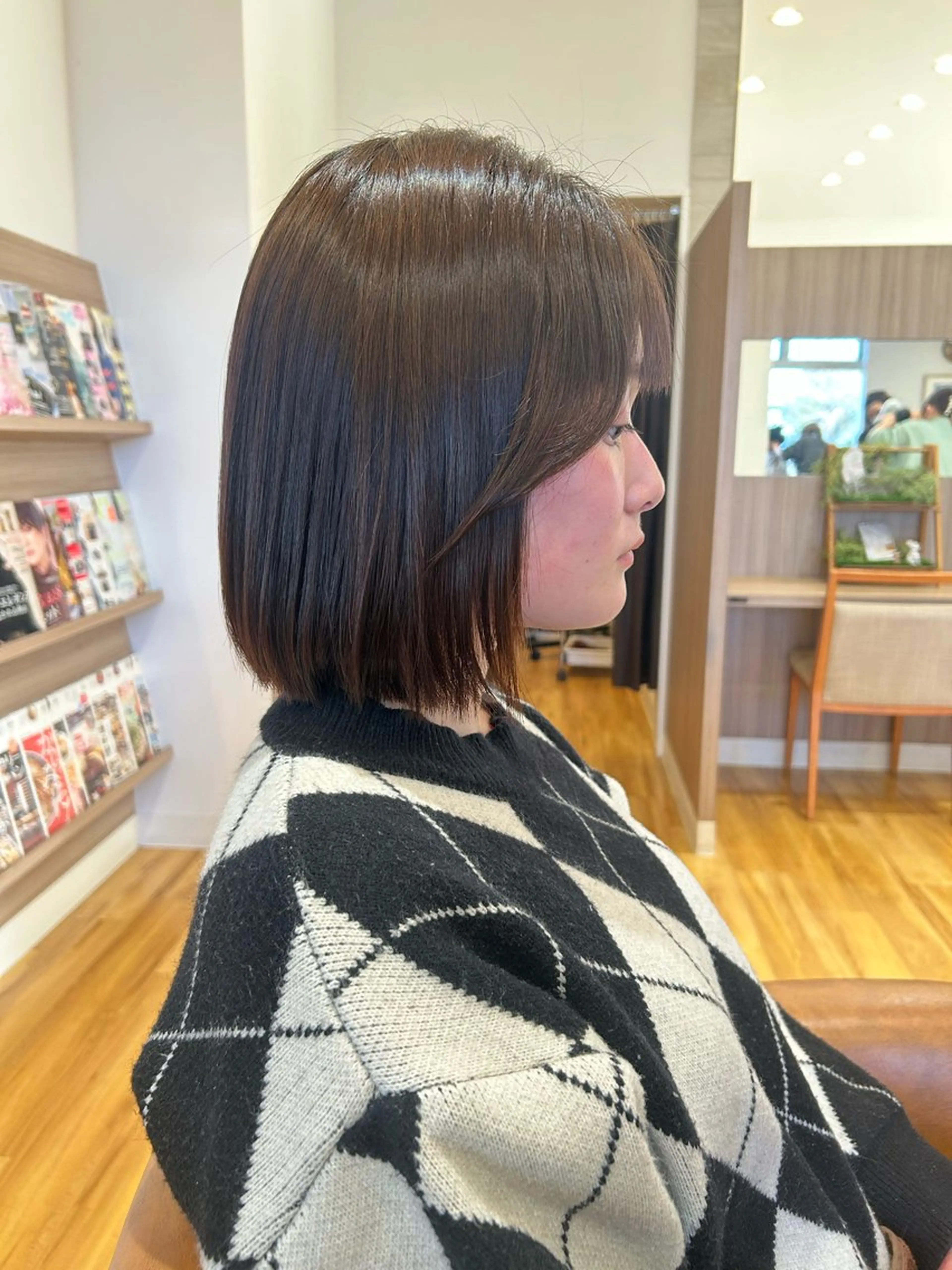 ミディアム ボブ 志乃屋所属・中川 美里のヘアスタイル