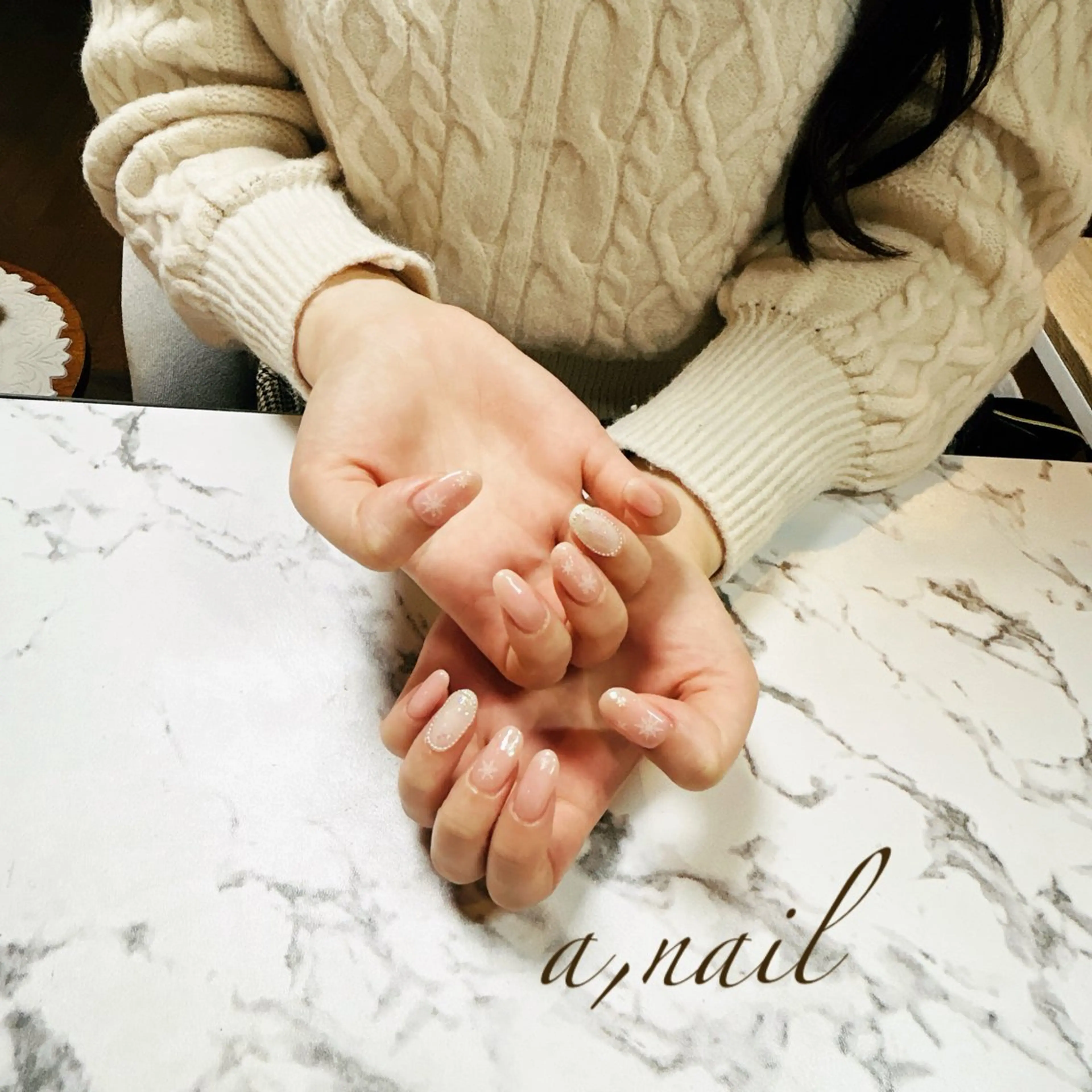 ネイル ジェルネイル キラキラネイル マグネットネイル ニュアンスネイル パラジェル ハンドネイル ネイルサロン エーネイルのネイルデザイン