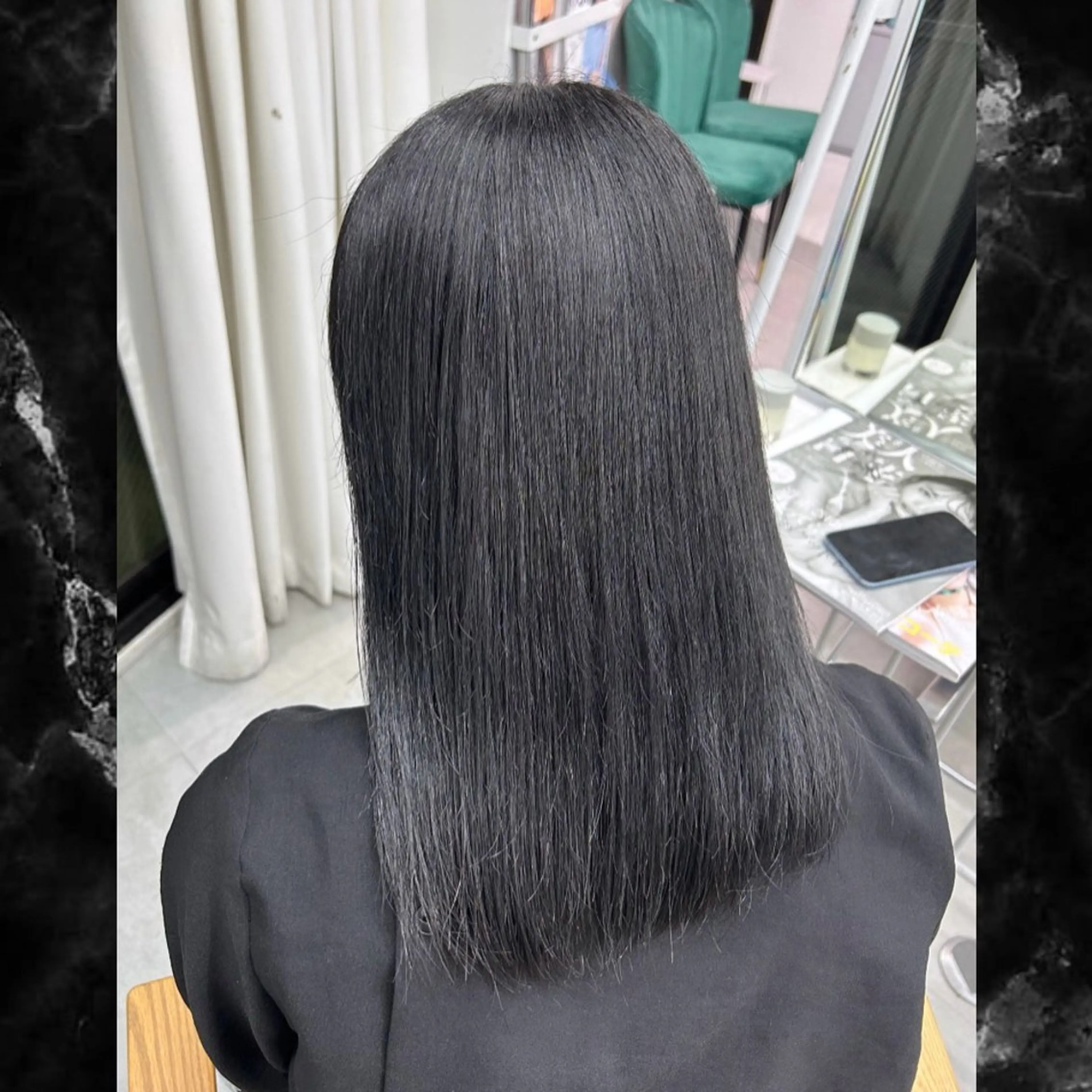 ミディアム ☘️透明感オリーブ ナミ☘️のヘアスタイル