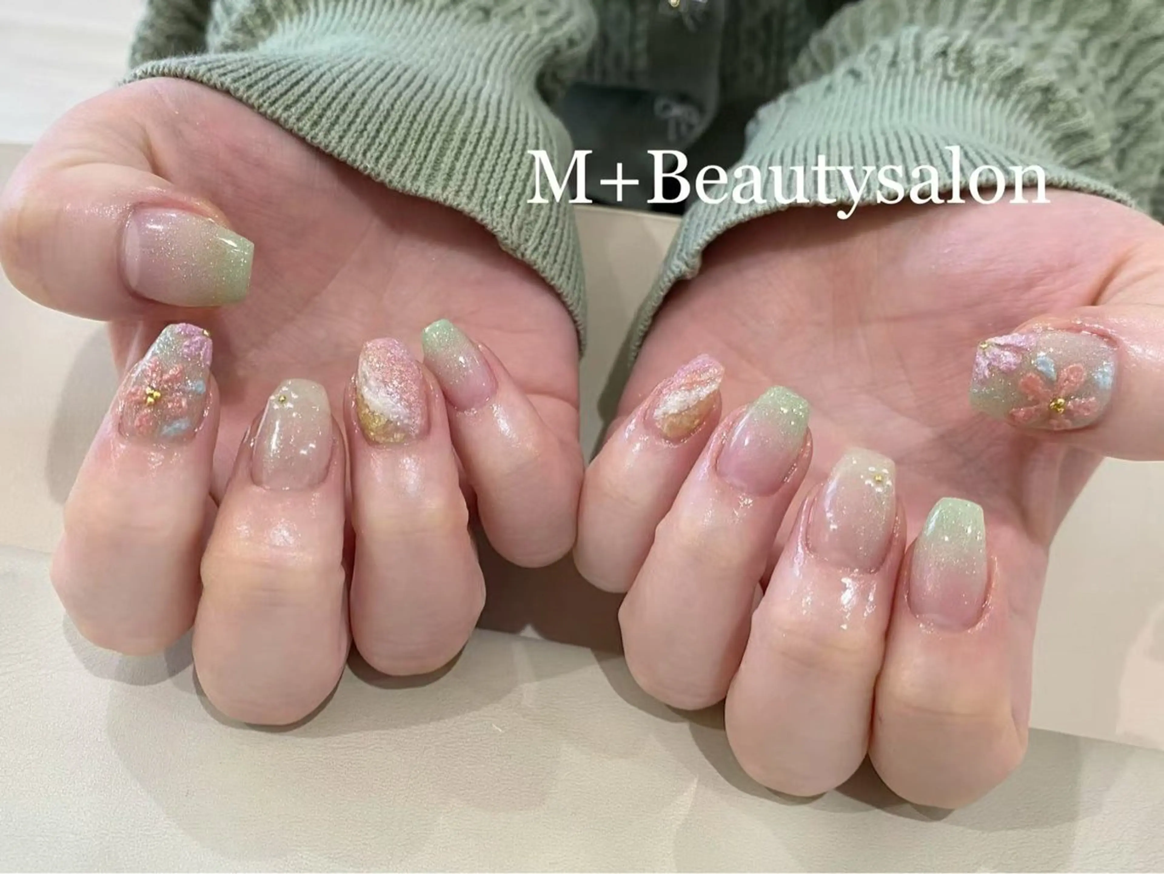 ネイル M+  Beauty Salonのネイルデザイン