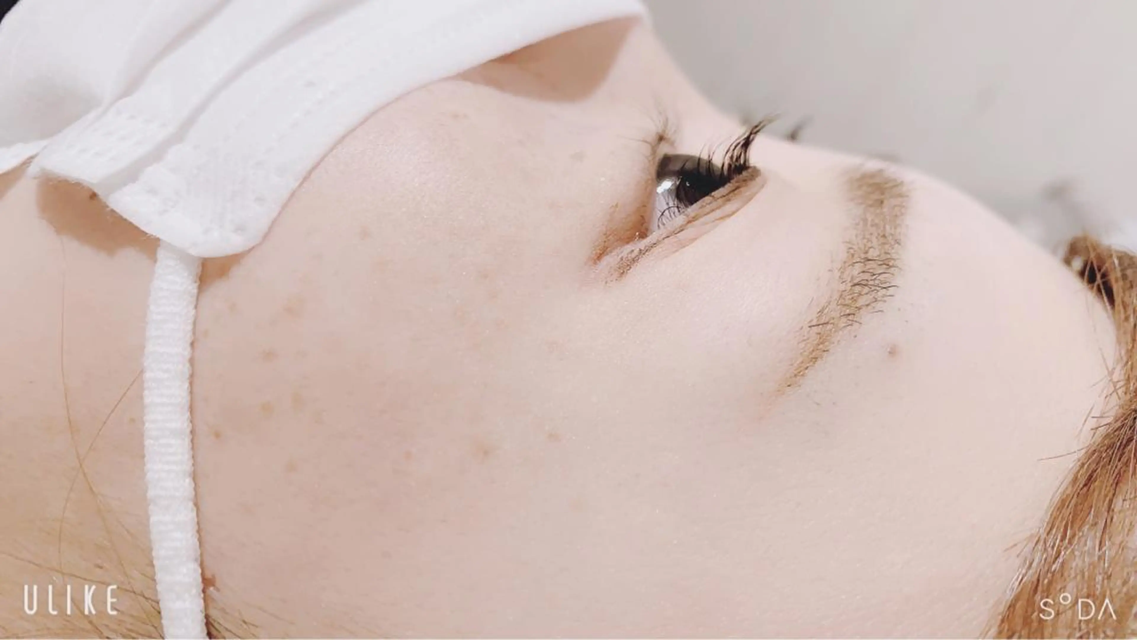 マツエク・マツパ werule pivotcross所属・中村 眞歩のヘアスタイル