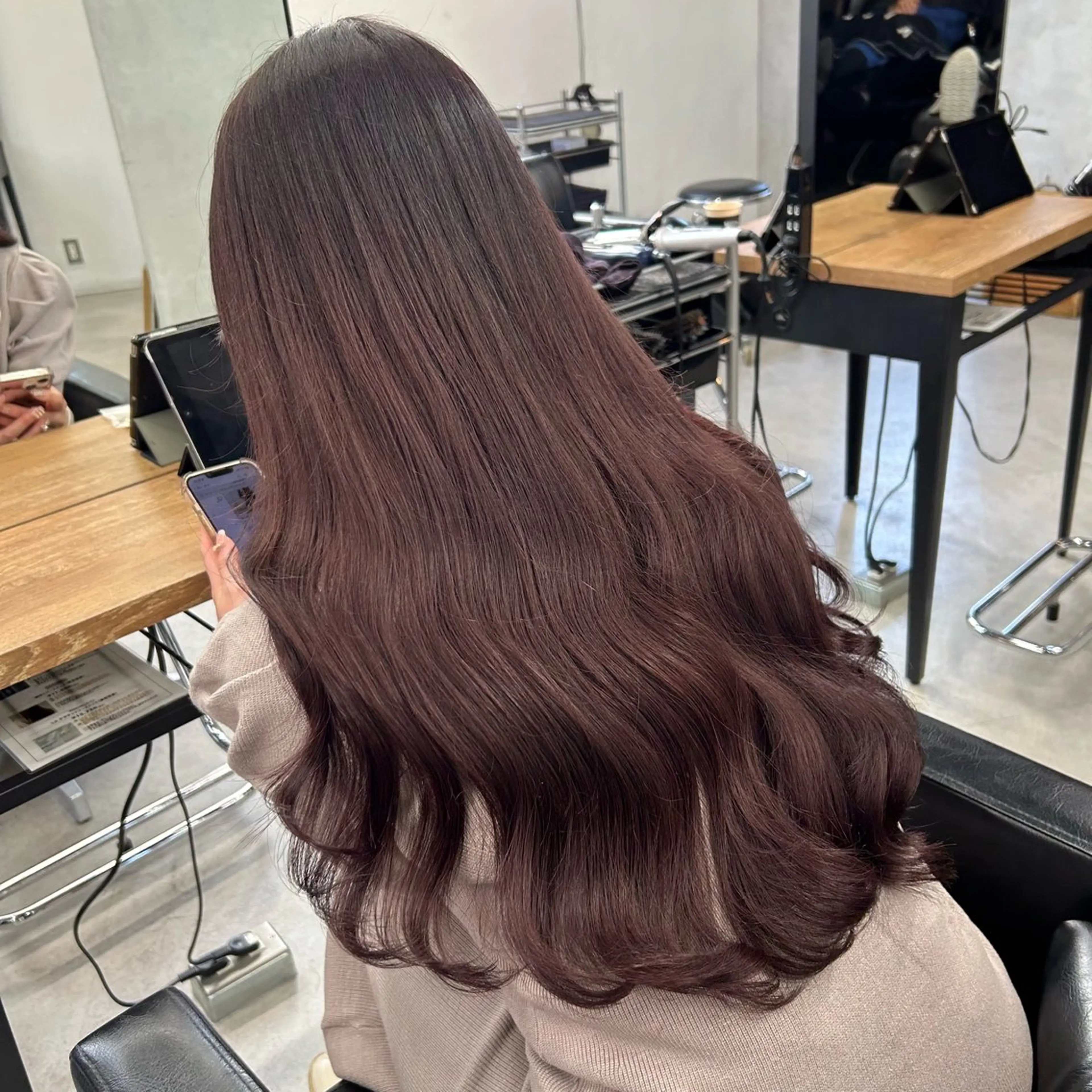 ロング カラー ブリーチ ダブルカラー ブリーチなしカラー ピンクカラー トリートメント RYOSUKE ハイトーンのヘアスタイル