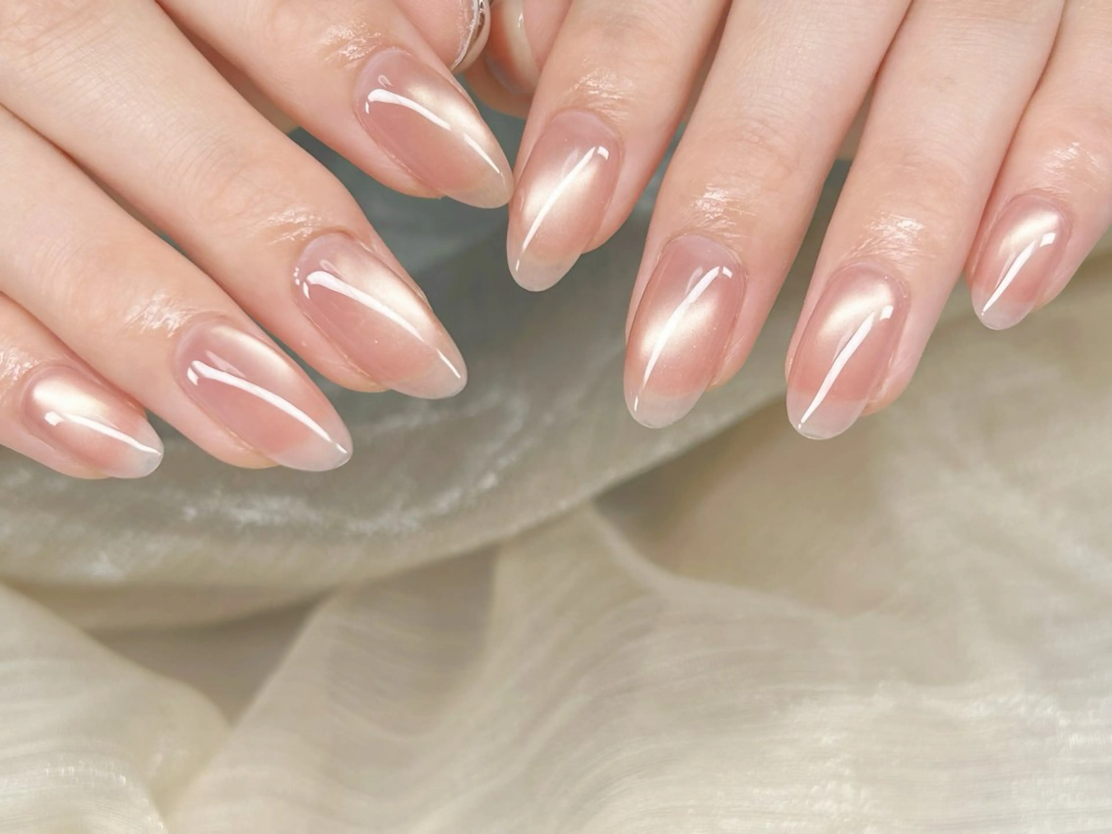 ネイル アートネイル チークネイル 成人式 入学式 長さ出し ハンドネイル Lino Nailのネイルデザイン