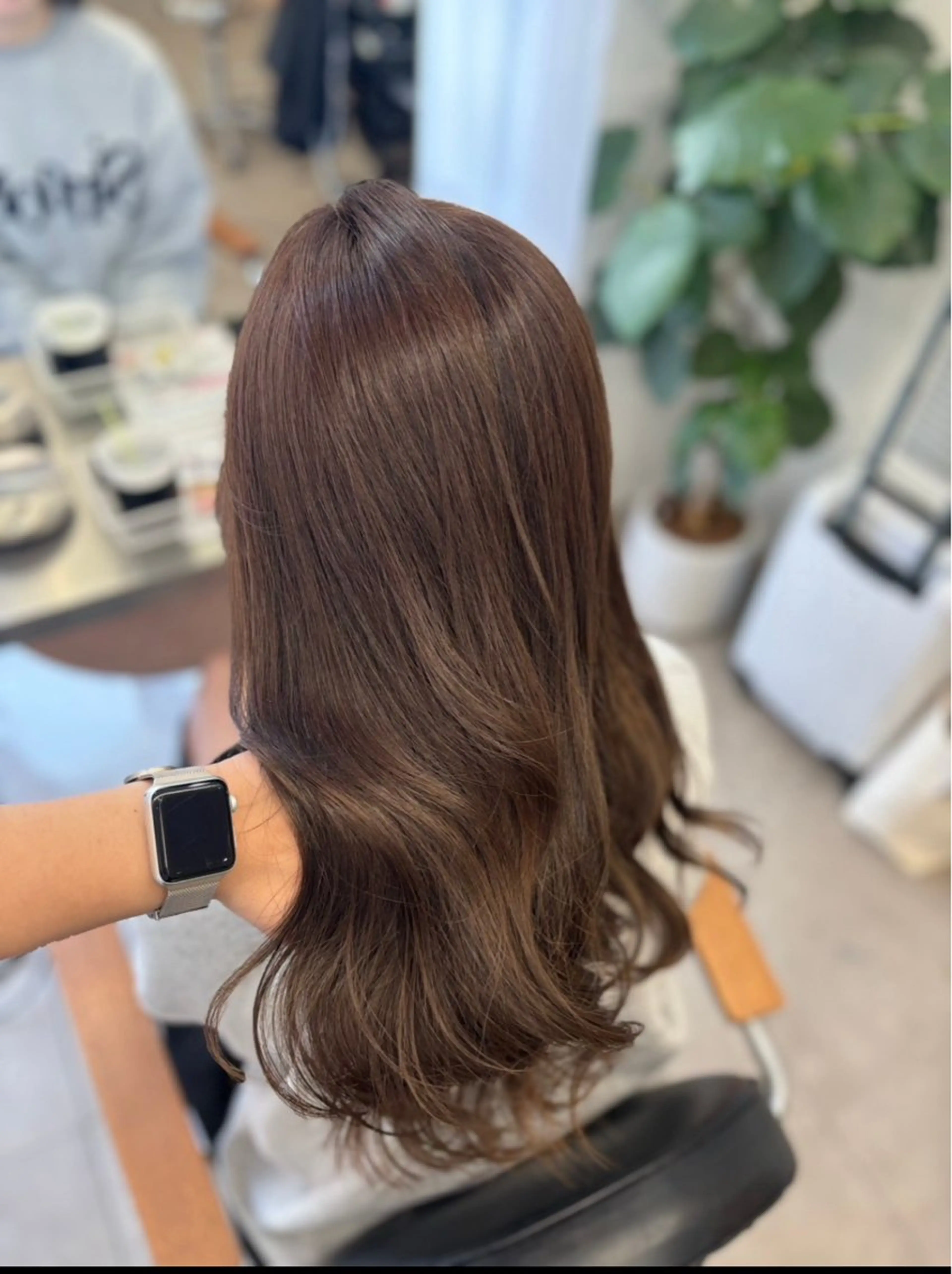 ロング カラー ヘアカラー 梅田/ベージュ／ 艶カラー／三宅空翔のヘアスタイル