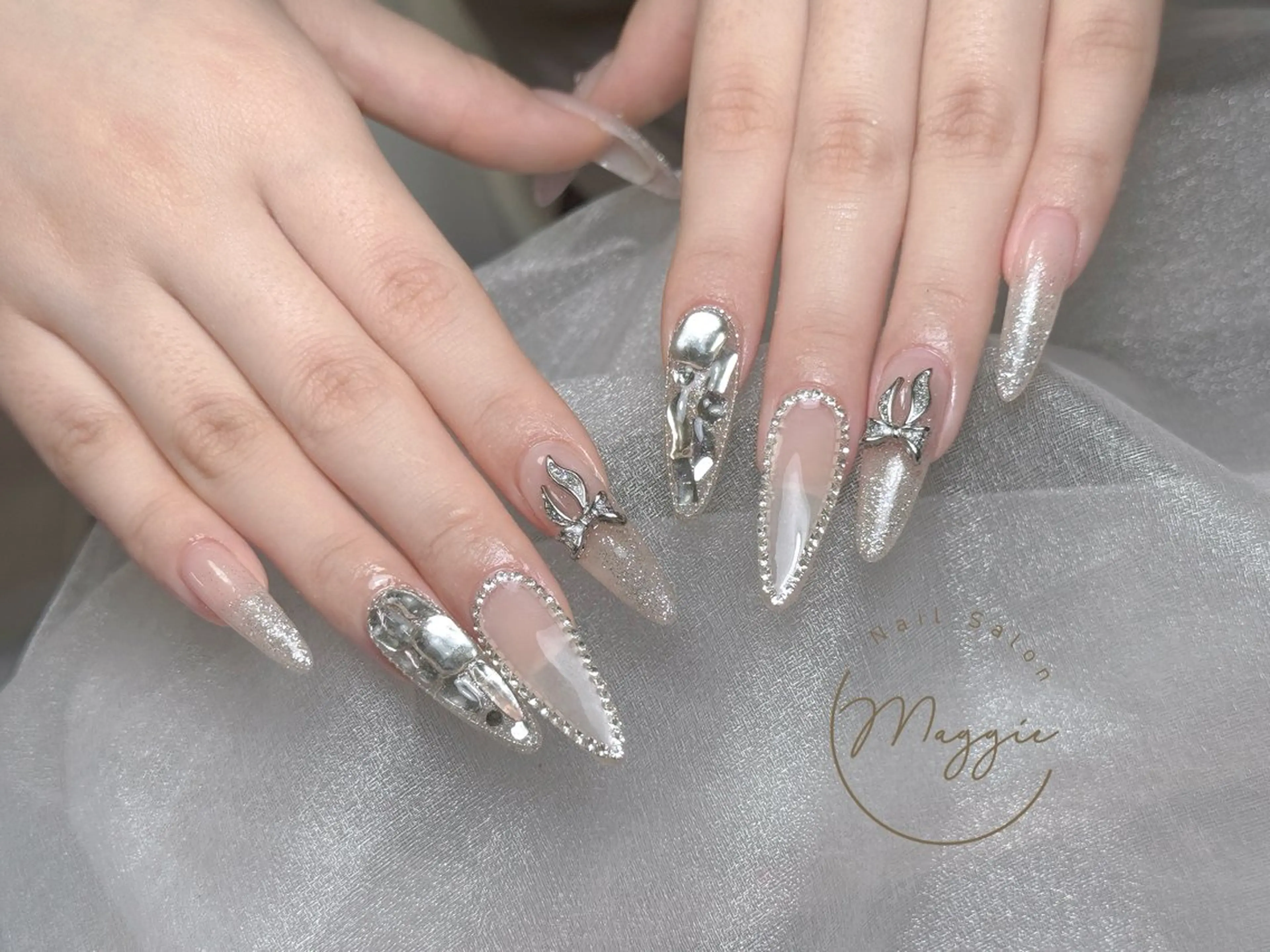 ネイル Maggie Nail🦩のネイルデザイン