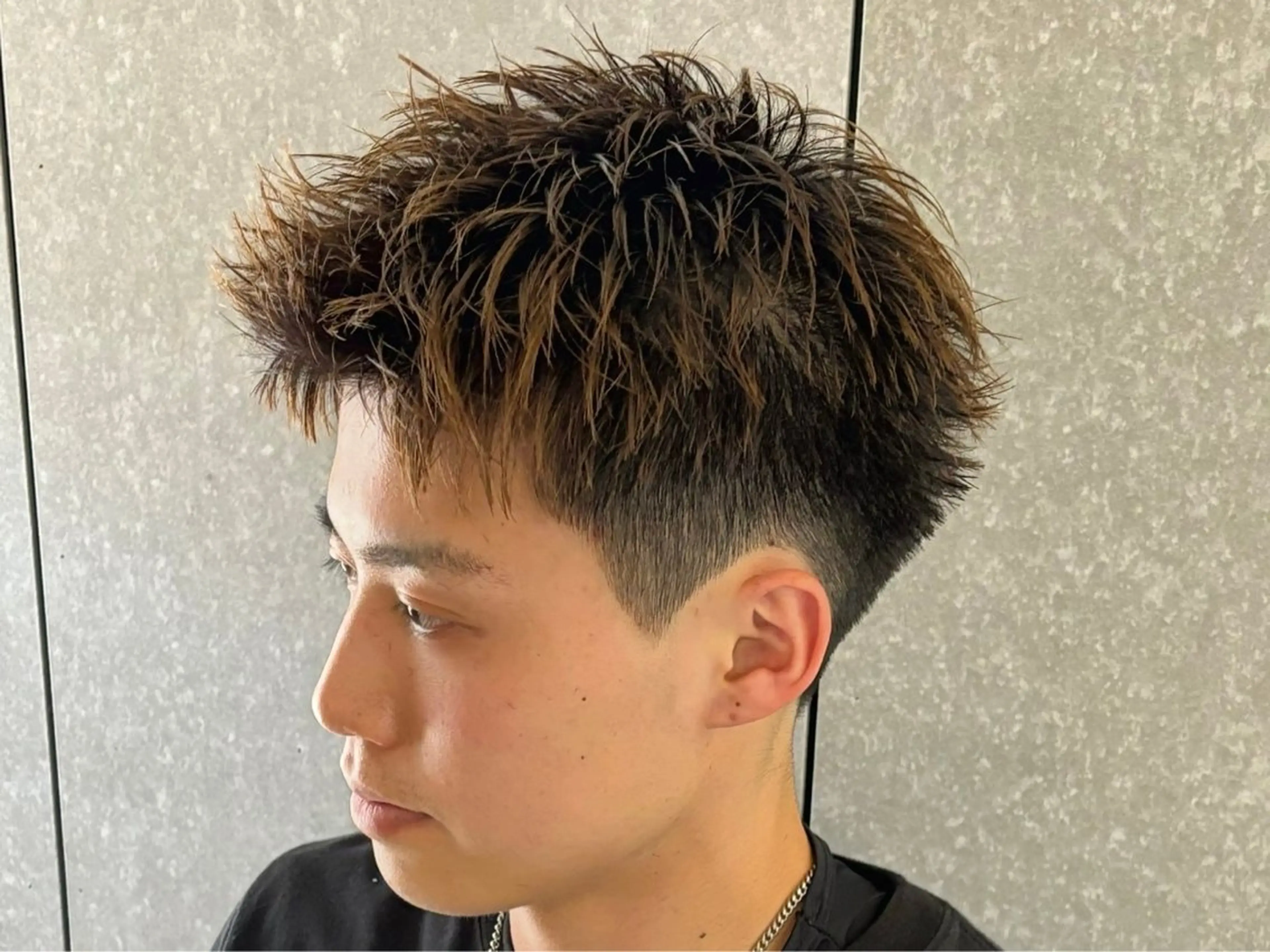 ショート メンズ スパイキーショート ショートヘア Hwyl by Niau MEN'S HAIR所属・原口 颯太のヘアスタイル