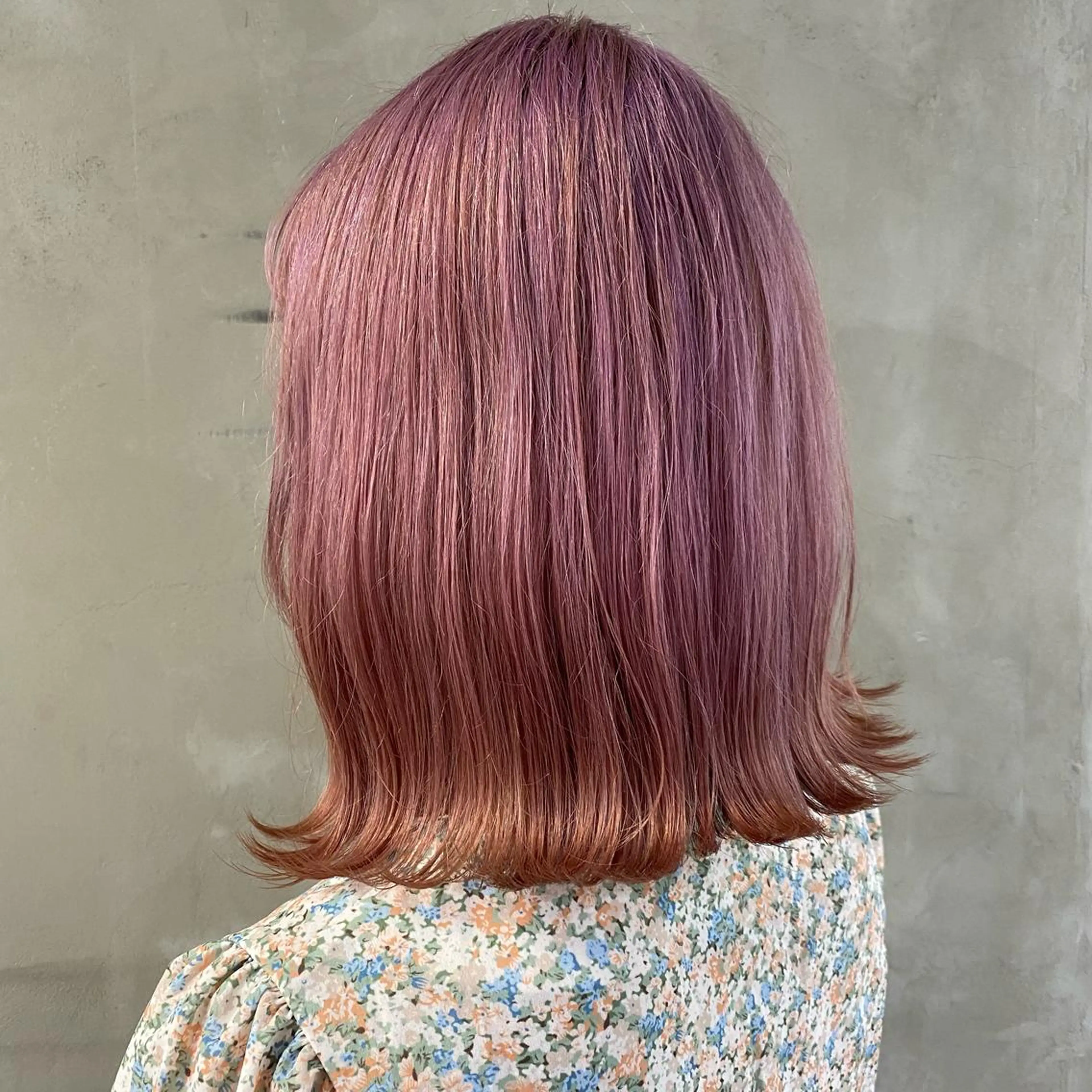 ミディアム カラー ヘアカラー トリートメント ヘッドスパ ヘアセット kai .のヘアスタイル