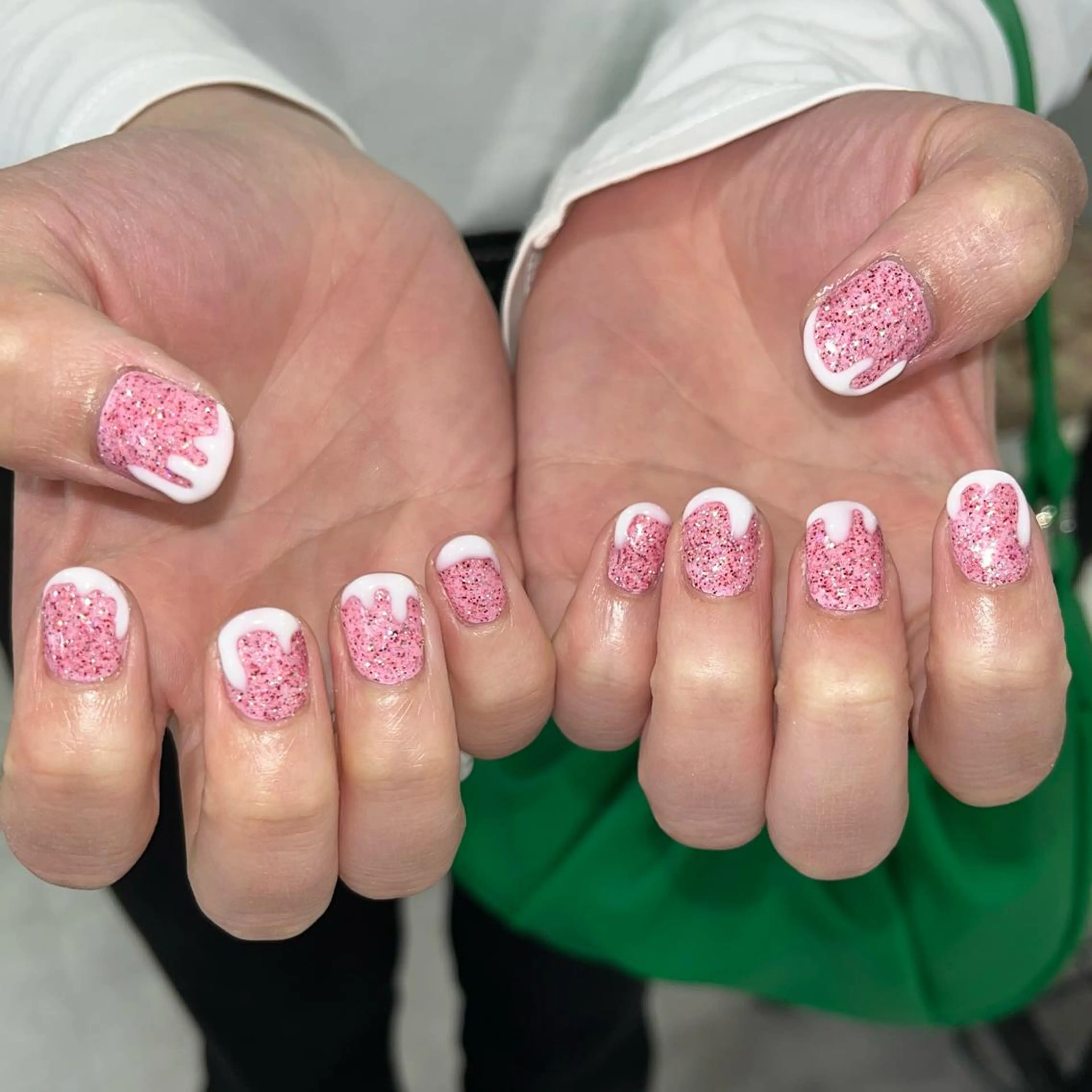 ネイル 🪐富島彩夏 /海外nail🪐のネイルデザイン