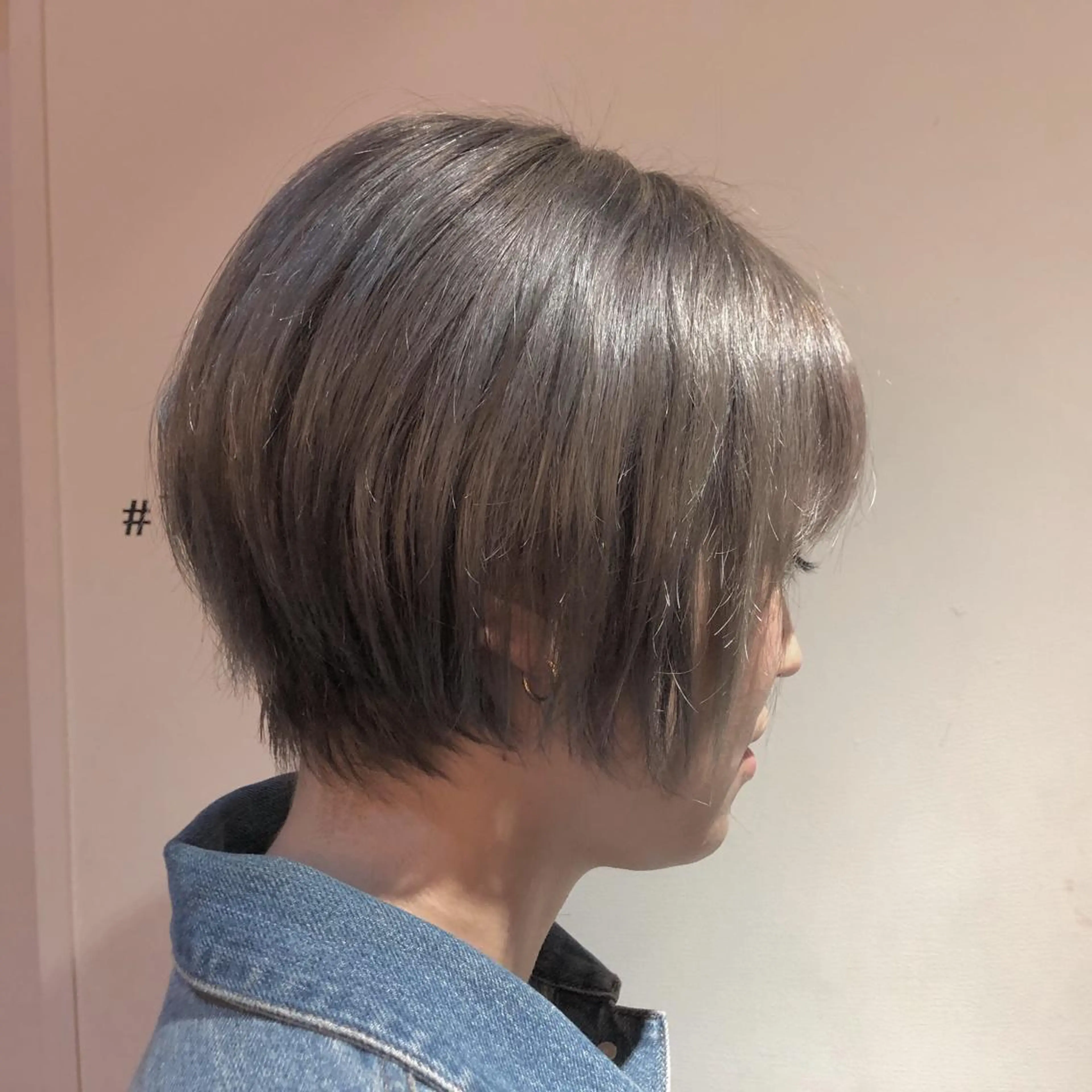 ショート カラー カット ヘアカラー トリートメント 🌸ハイトーン 新田 廉 🌸のヘアスタイル